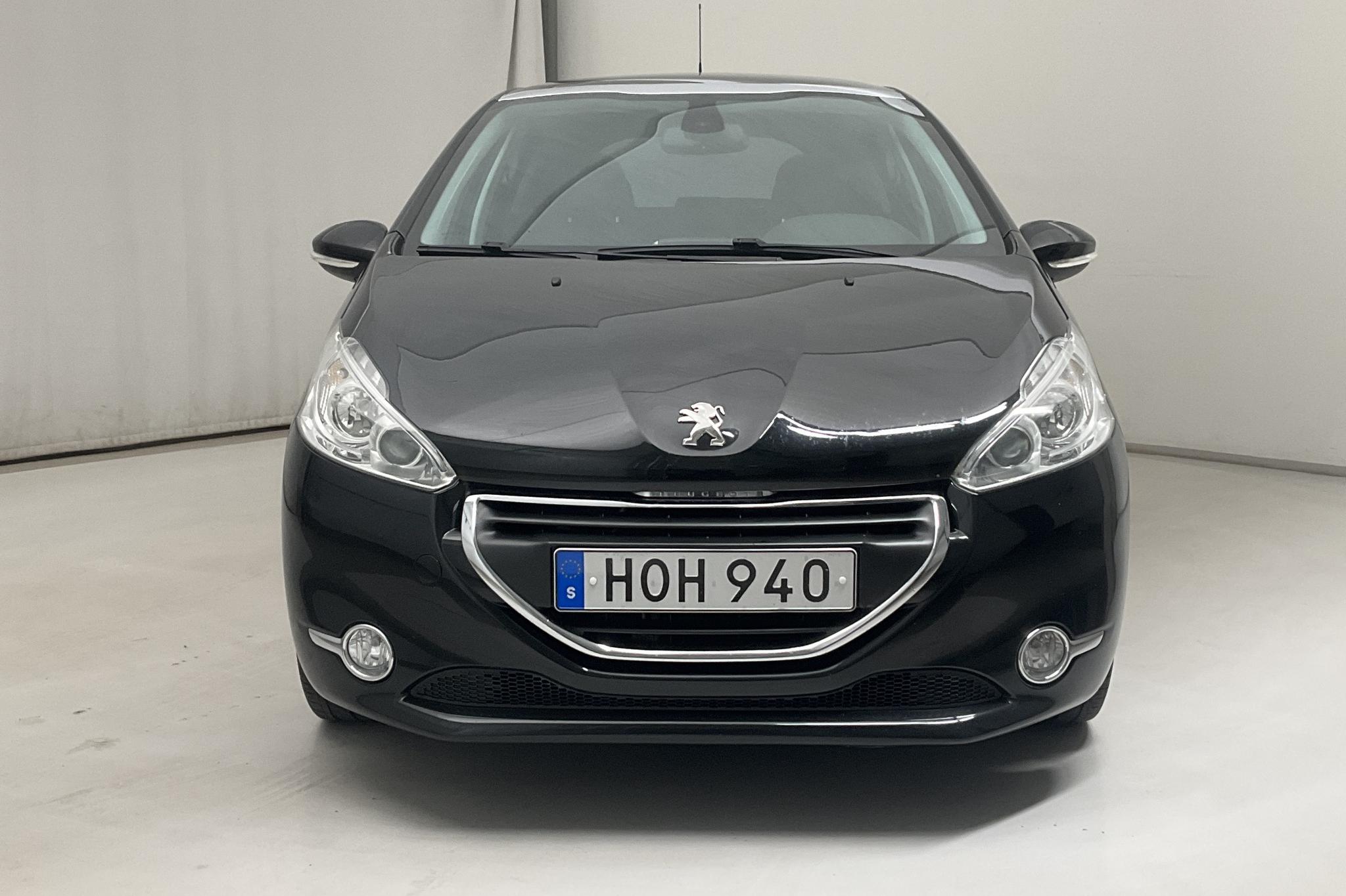 Peugeot 208 1.6 VTi 5dr (120hk) - 10 957 mil - Manuell - svart - 2015