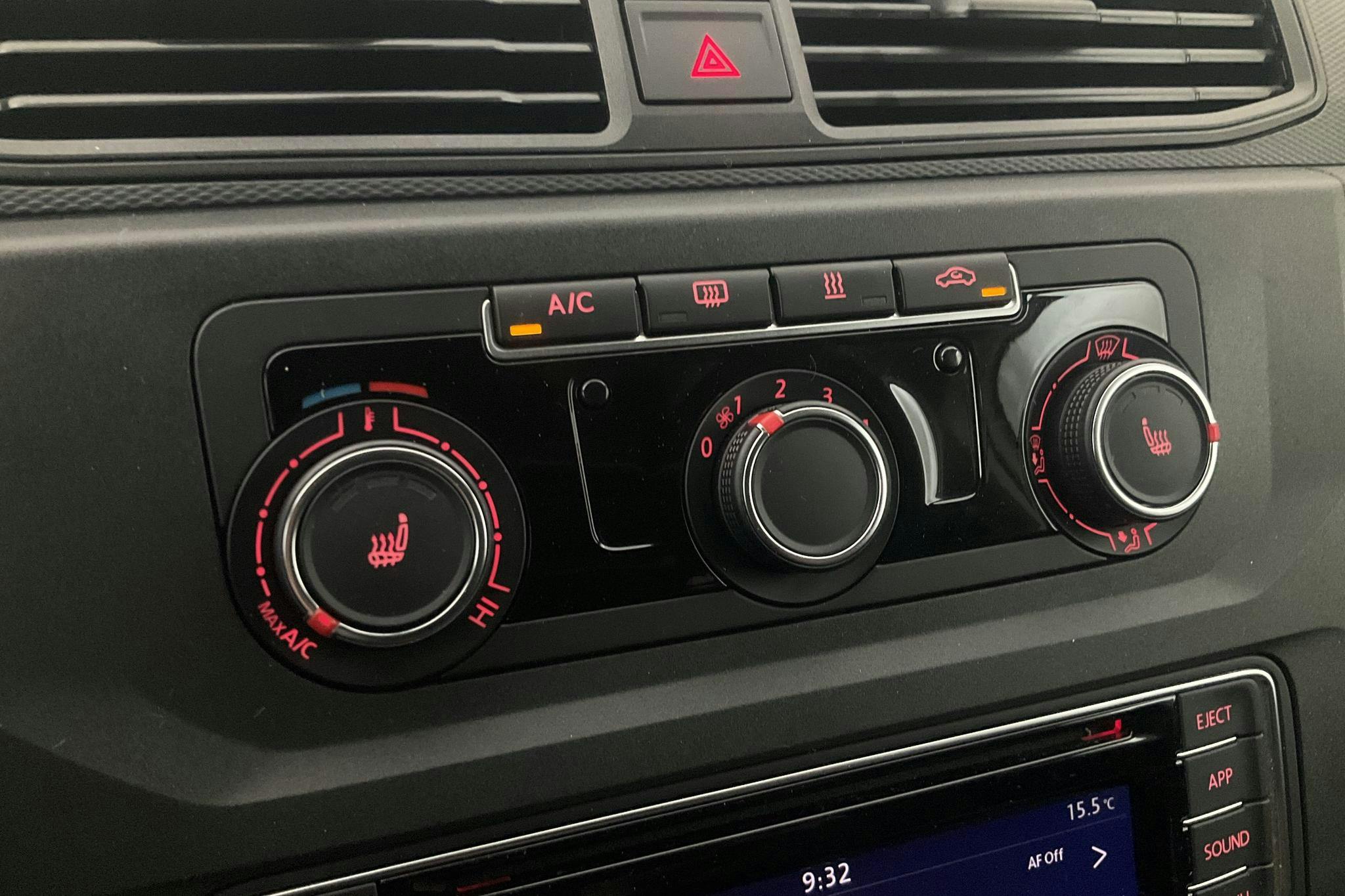 VW Caddy 2.0 TDI Skåp (102hk) - 7 763 mil - Automat - vit - 2020
