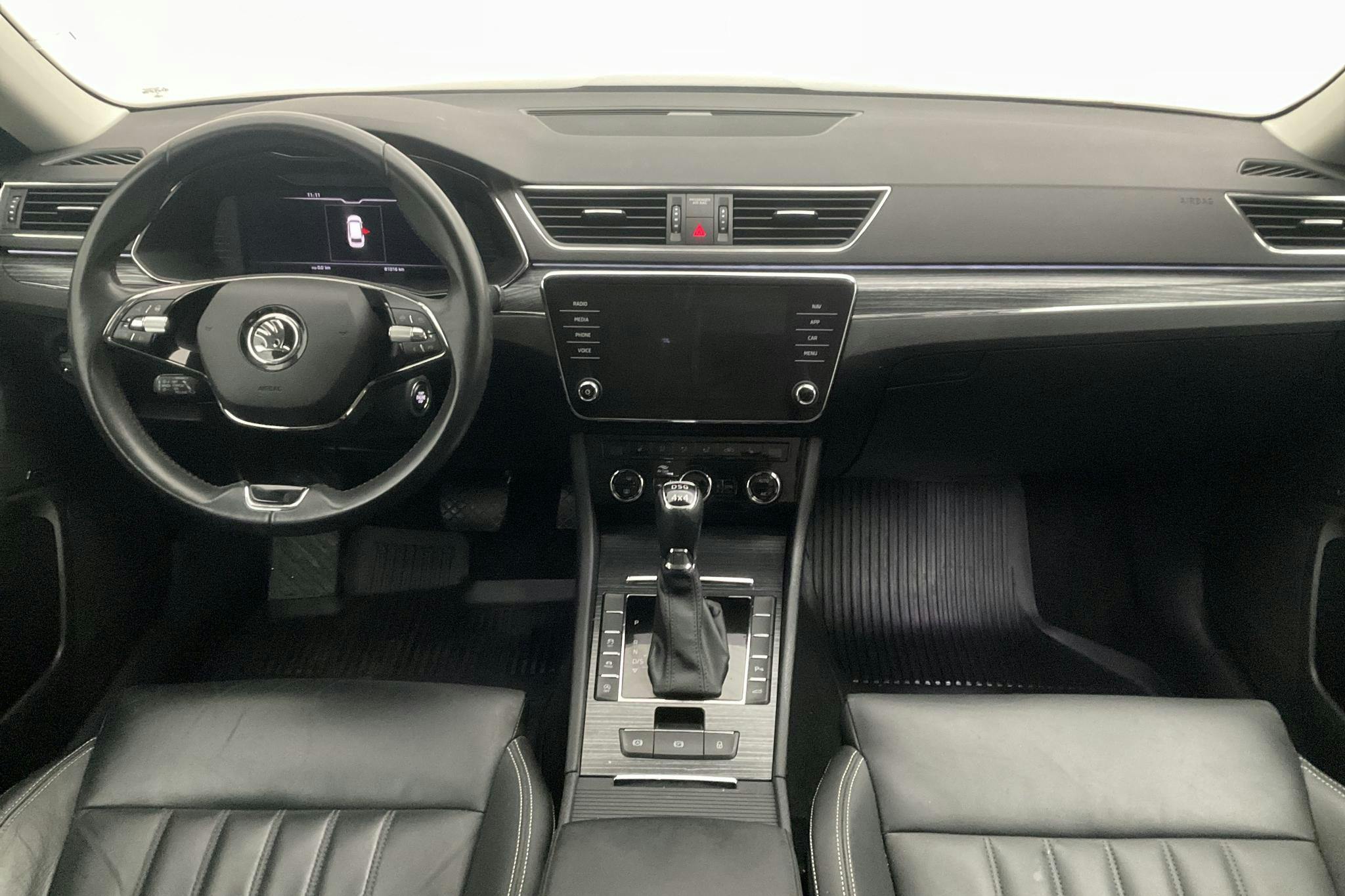 Skoda Superb 2.0 TDI 4x4 Kombi (190hk) - 8 102 mil - Automat - svart - 2021
