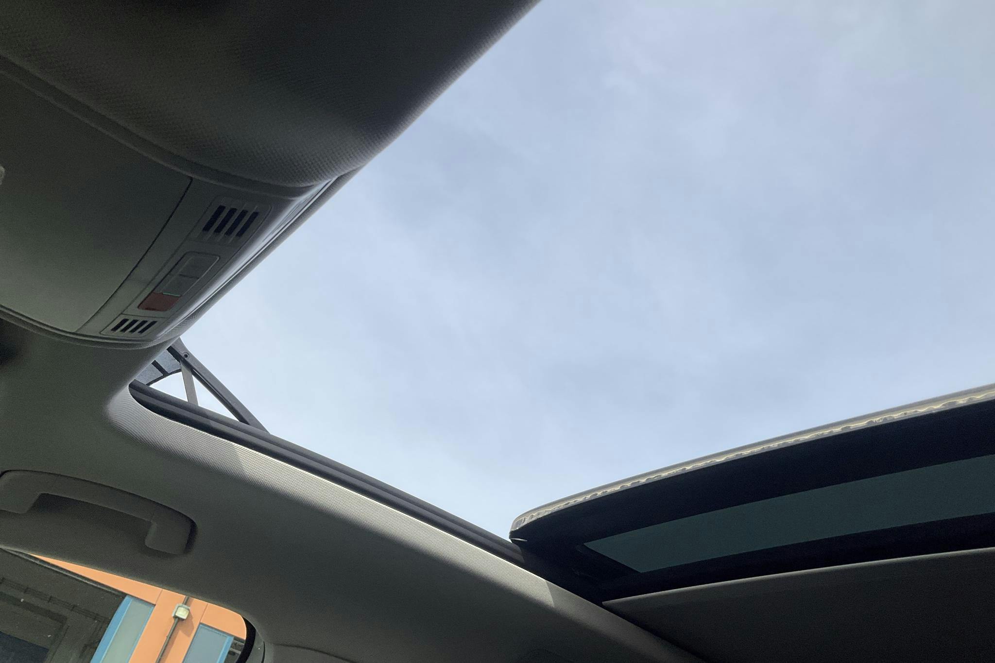 VW Tiguan Allspace 2.0 TSI 4MOTION (190hk) - 148 870 km - Automatic - white - 2019