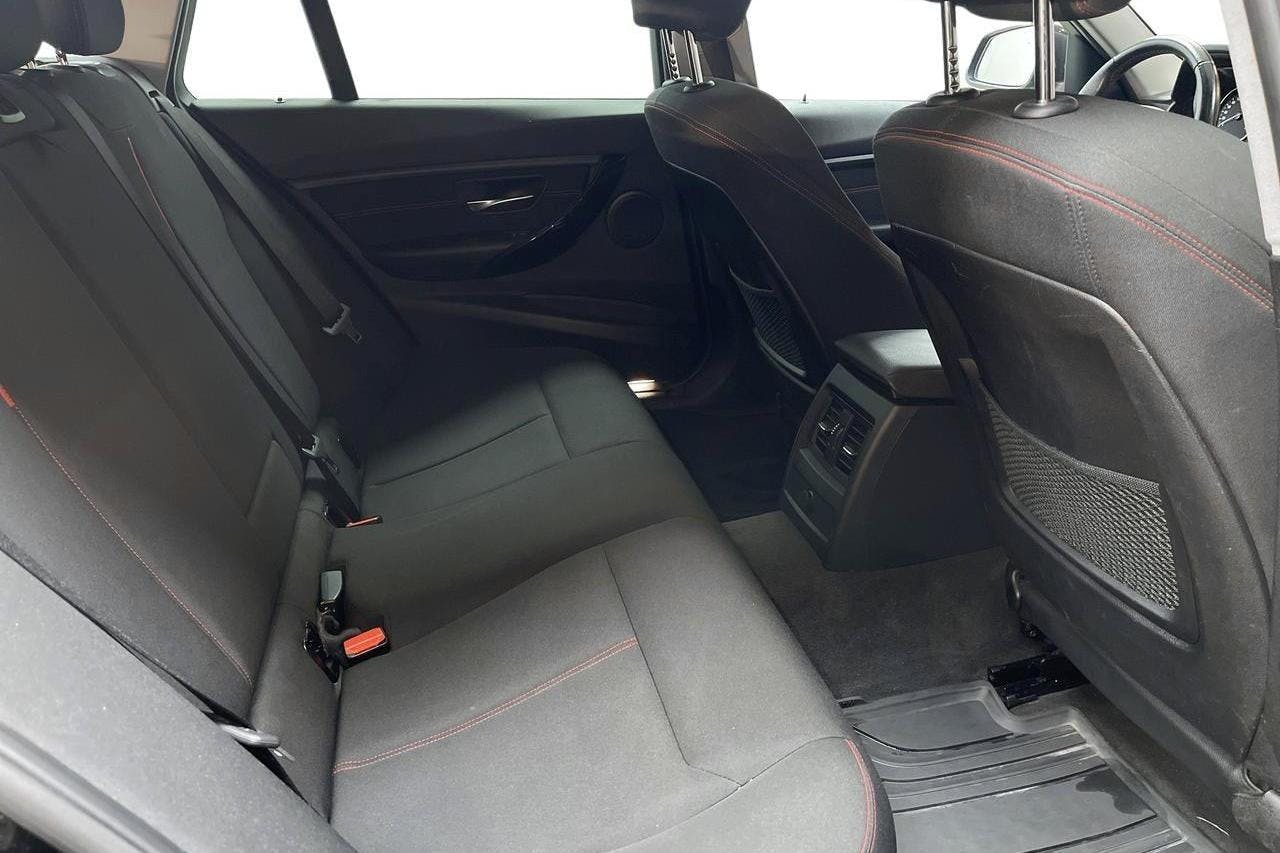 BMW 320d xDrive Touring, F31 (184hk) - 14 243 mil - Automat - svart - 2013