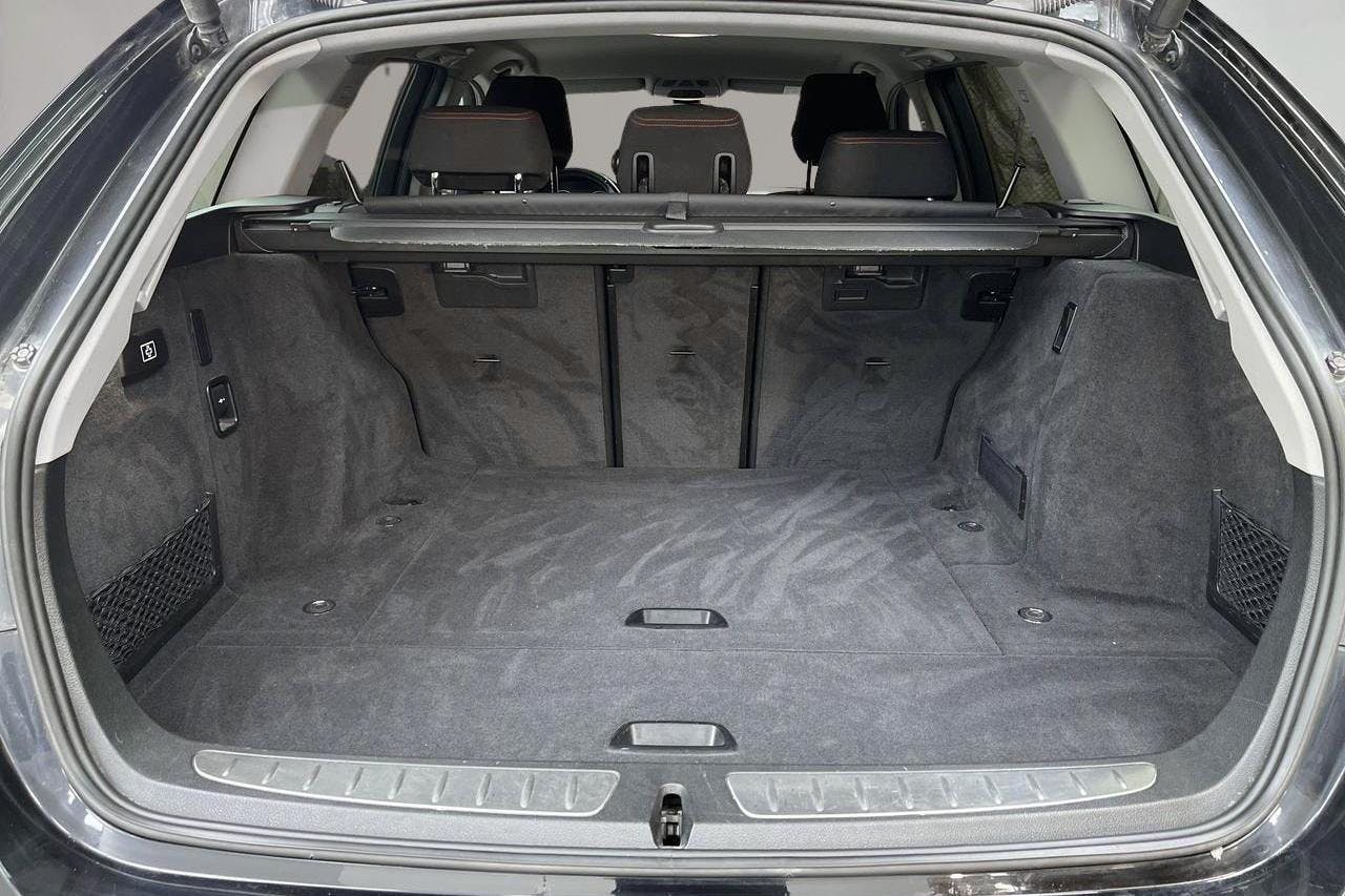 BMW 320d xDrive Touring, F31 (184hk) - 14 243 mil - Automat - svart - 2013