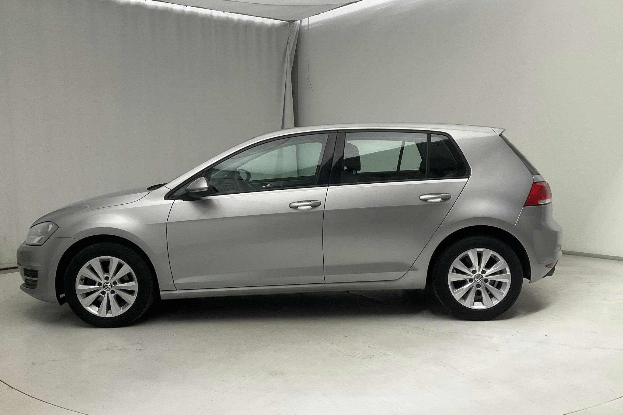 VW Golf VII 1.2 TSI 5dr (105hk) - 52 650 km - Manual - silver - 2014