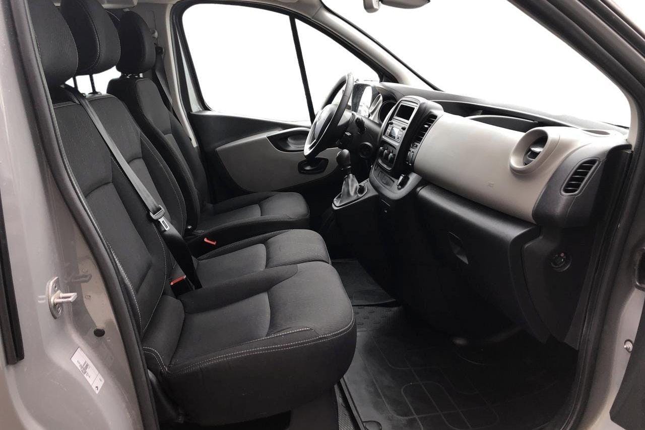 Renault Trafic 1.6 dCi Kombi (145hk) - 102 910 km - Manual - Dark Grey - 2018