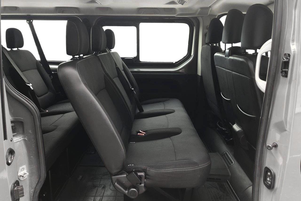 Renault Trafic 1.6 dCi Kombi (145hk) - 102 910 km - Manual - Dark Grey - 2018