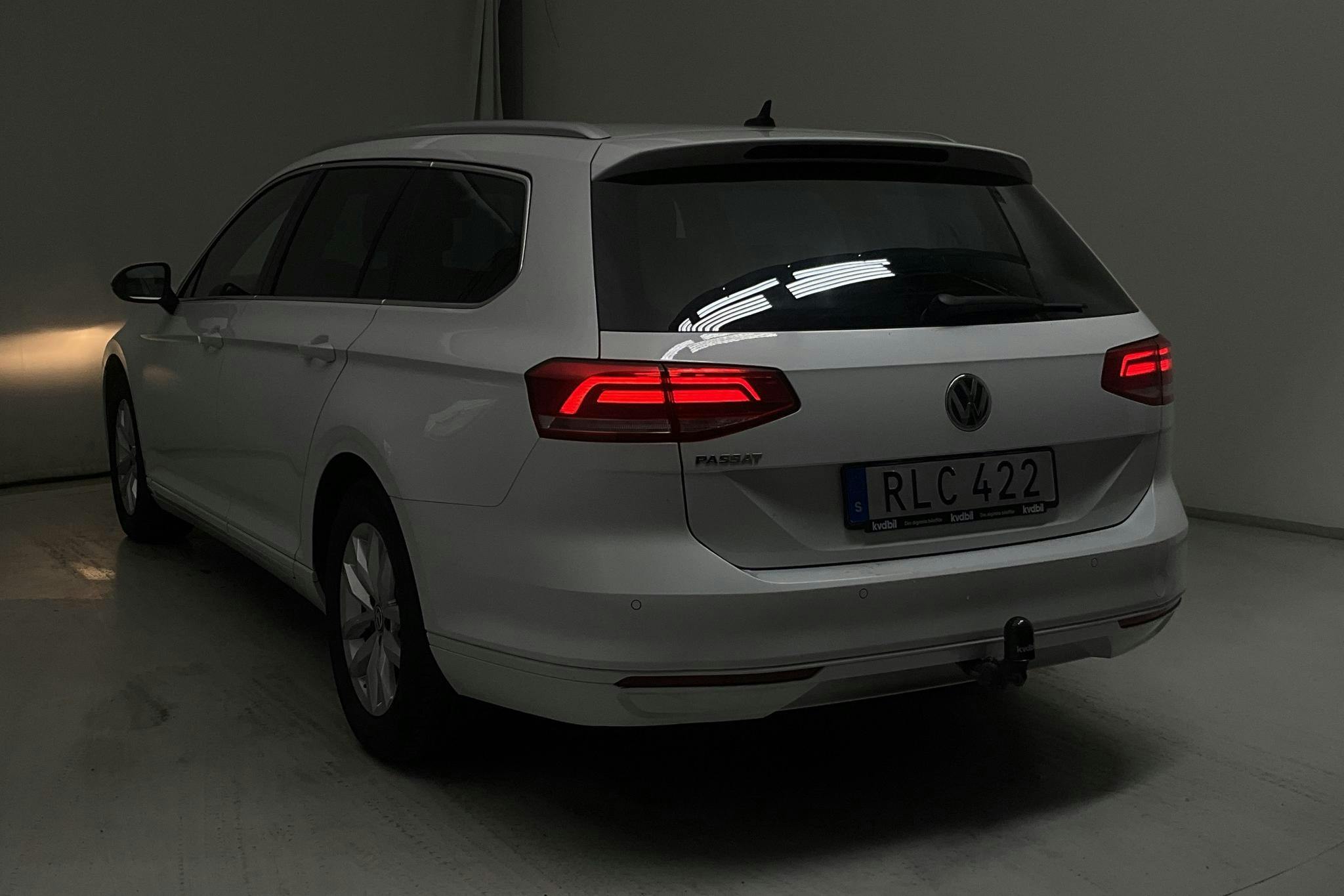 VW Passat 1.4 TSI Sportscombi (150hk) - 6 425 mil - Manuell - vit - 2018