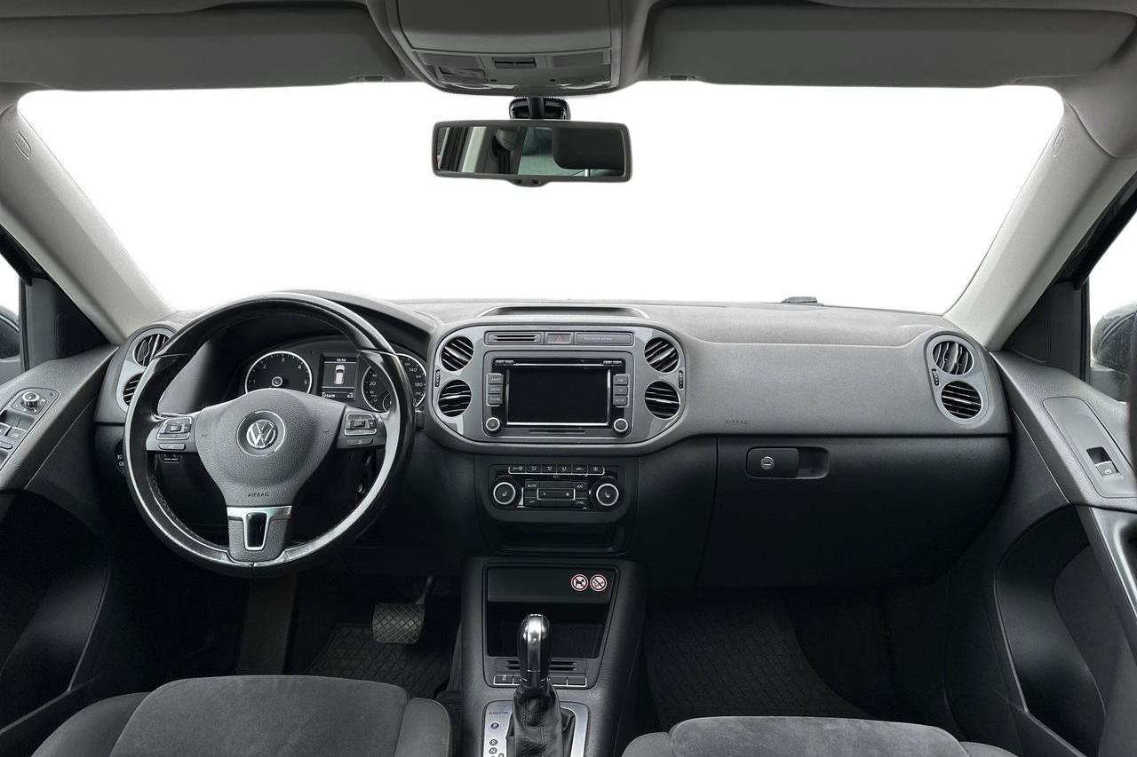 VW Tiguan 2.0 TDI 4MOTION BlueMotion Technology (177hk) - 22 560 mil - Automat - svart - 2014
