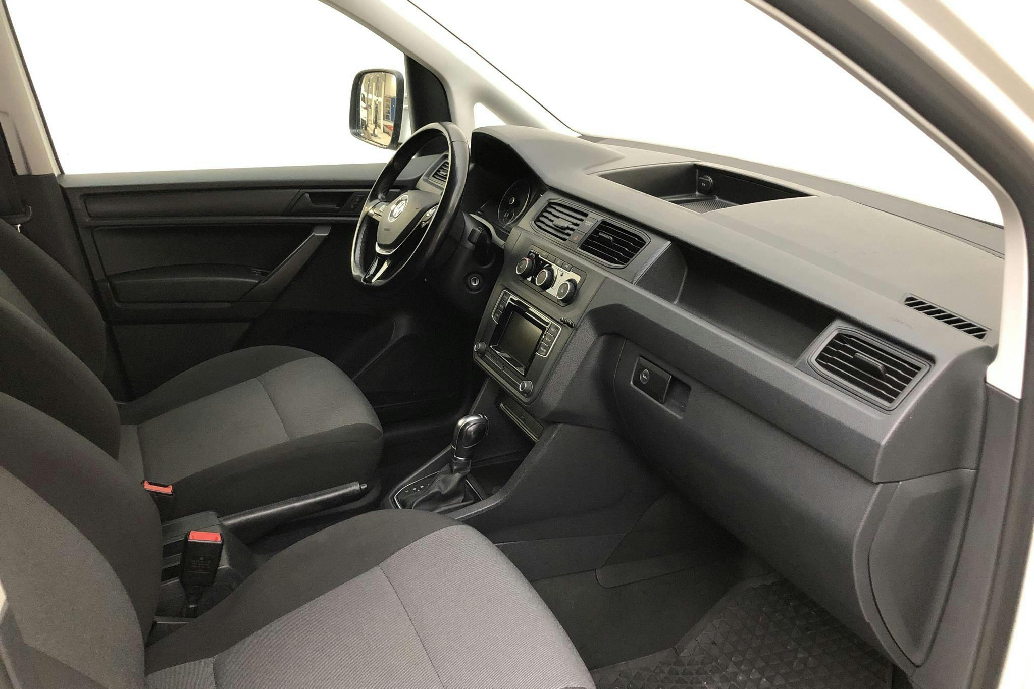 VW Caddy 2.0 TDI Skåp (102hk) - 9 908 mil - Automat - vit - 2017