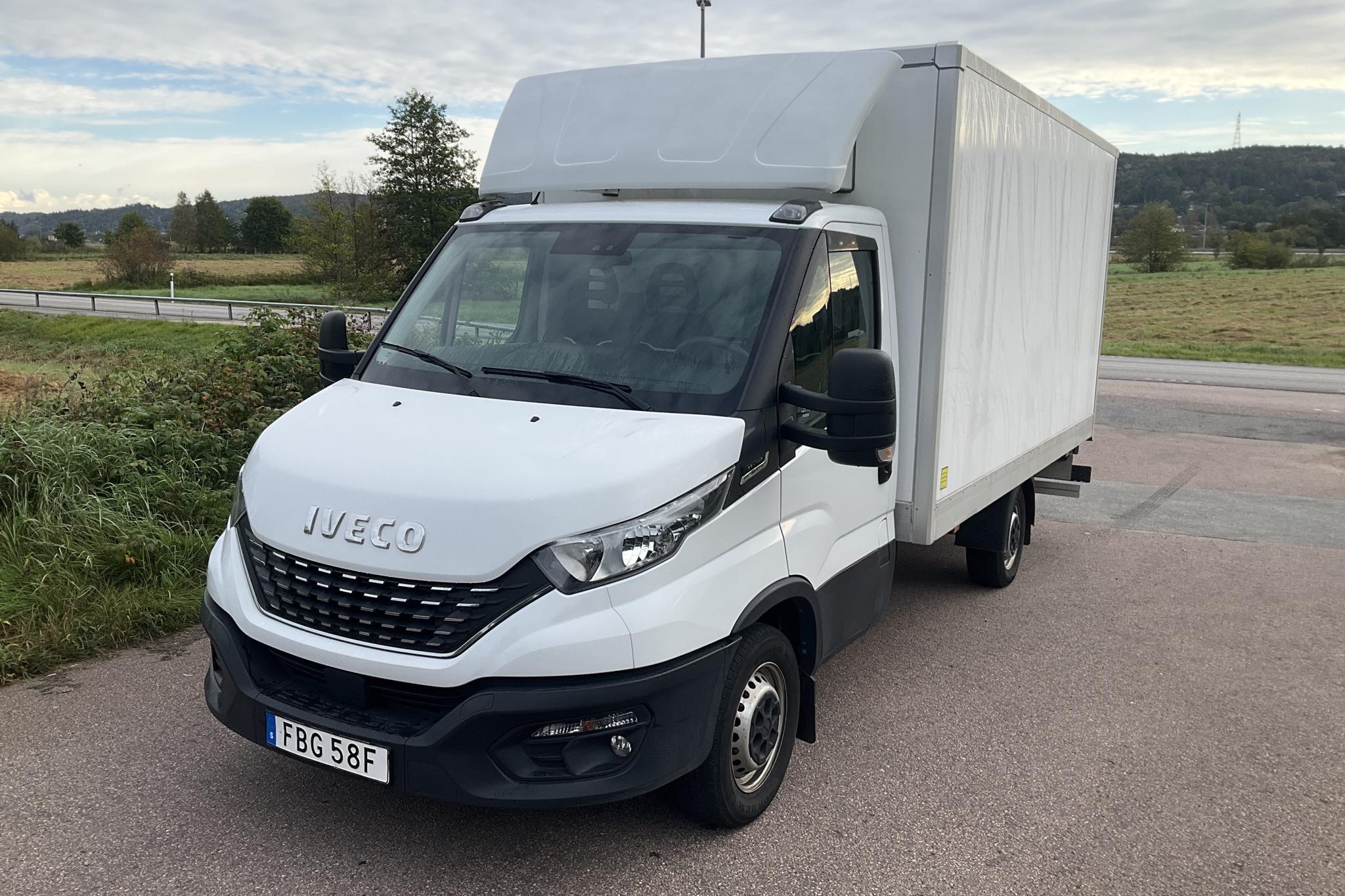 Iveco Daily 35 2.3 (136hk) - 61 870 km - Automatic - white - 2020