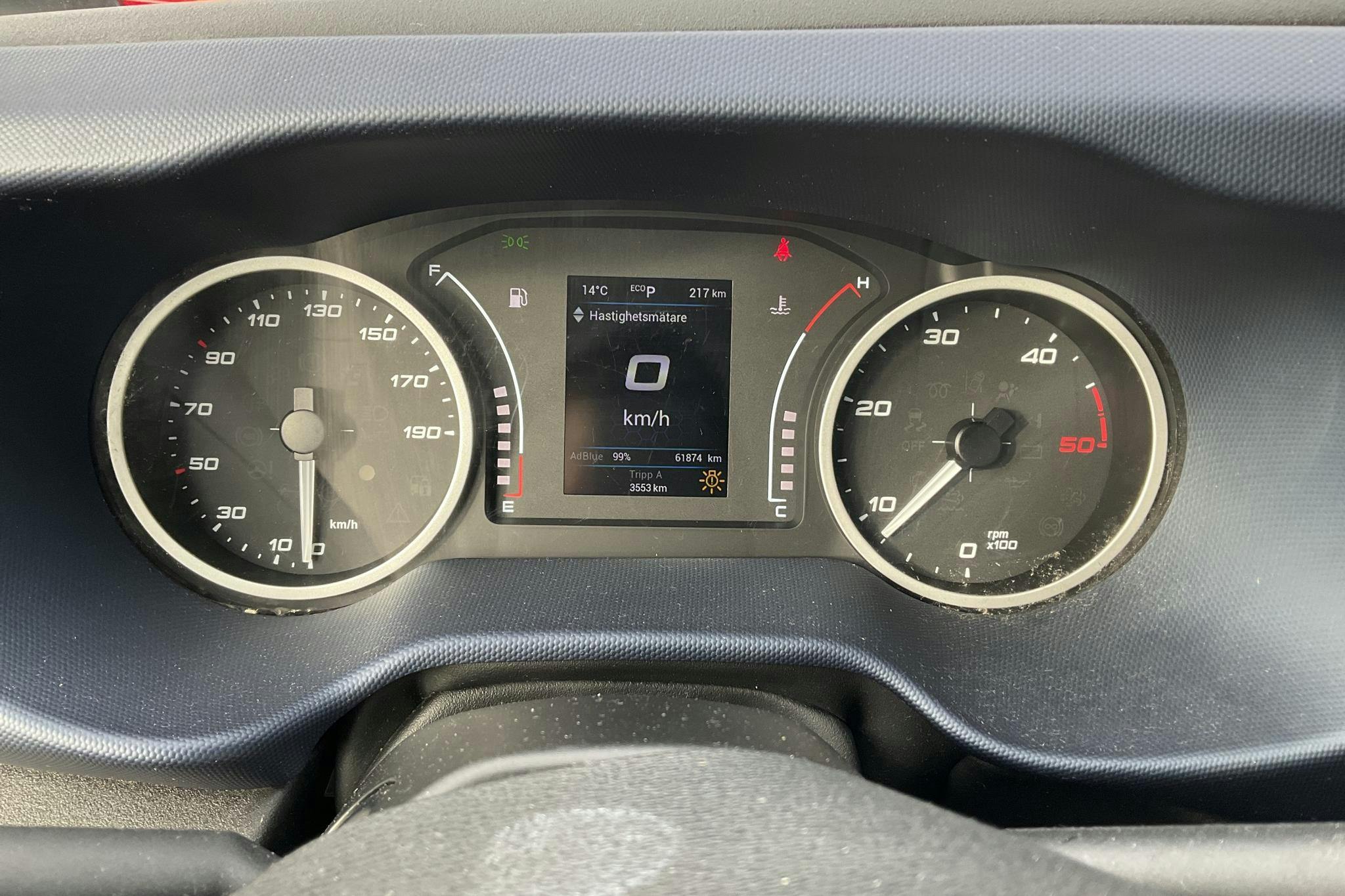 Iveco Daily 35 2.3 (136hk) - 6 187 mil - Automat - vit - 2020