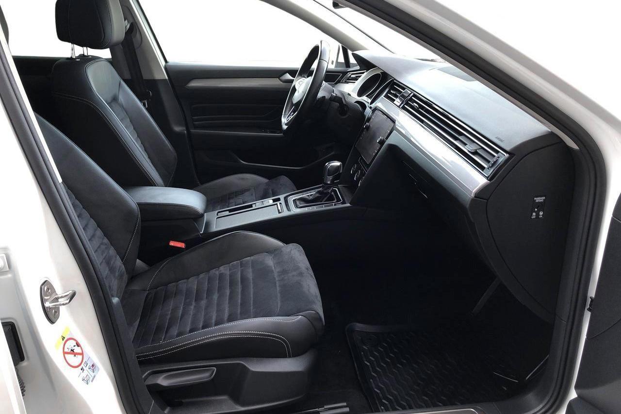 VW Passat 1.4 GTE Sportscombi (218hk) - 12 545 mil - Automat - vit - 2020