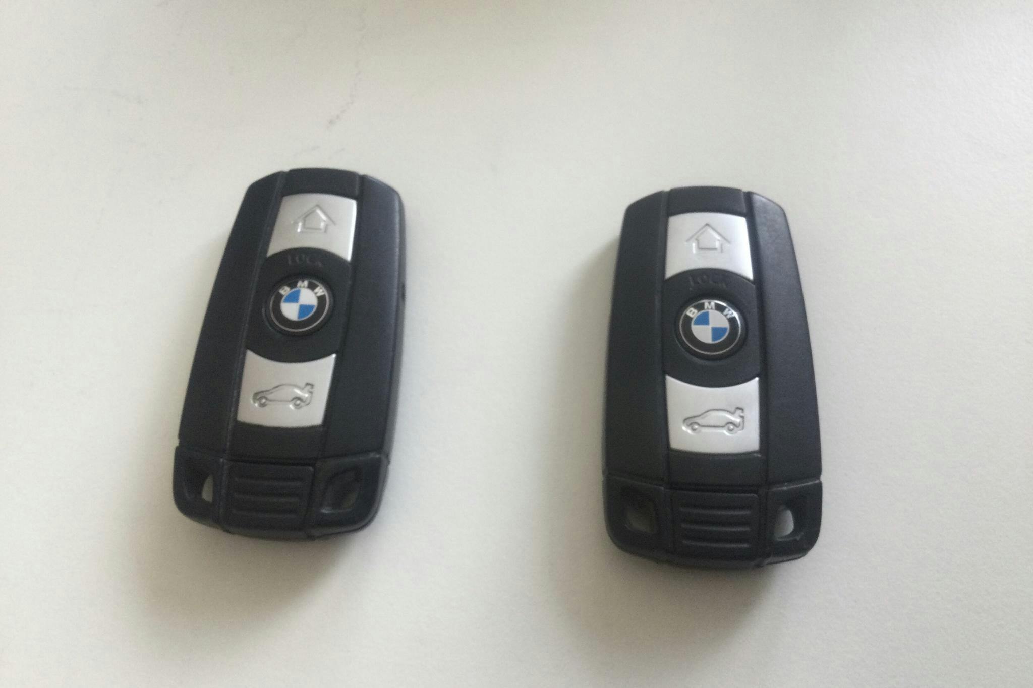 BMW 325i Cabriolet, E93 (218hk) - 13 063 mil - Manuell - svart - 2007