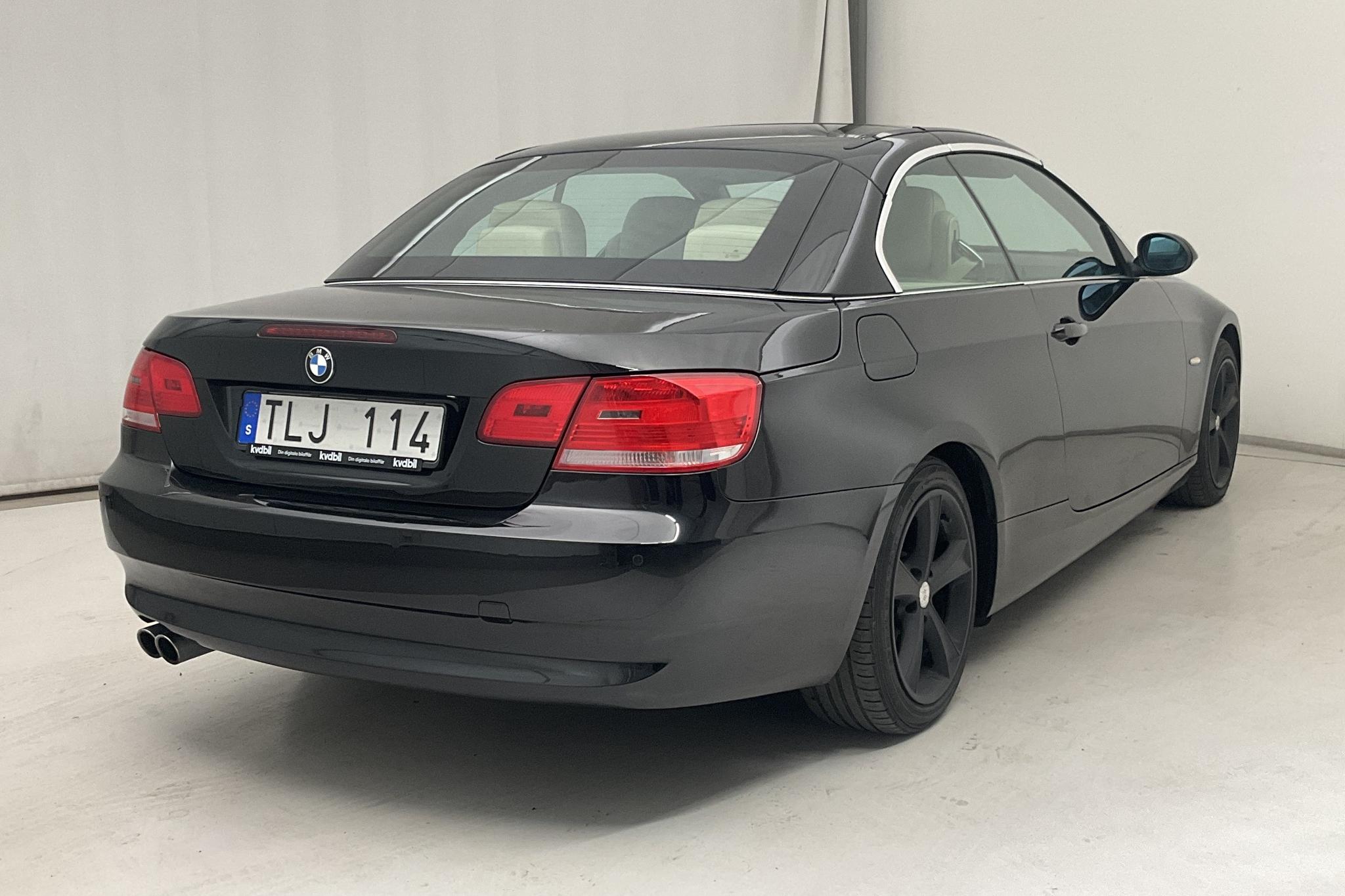 BMW 325i Cabriolet, E93 (218hk) - 13 063 mil - Manuell - svart - 2007