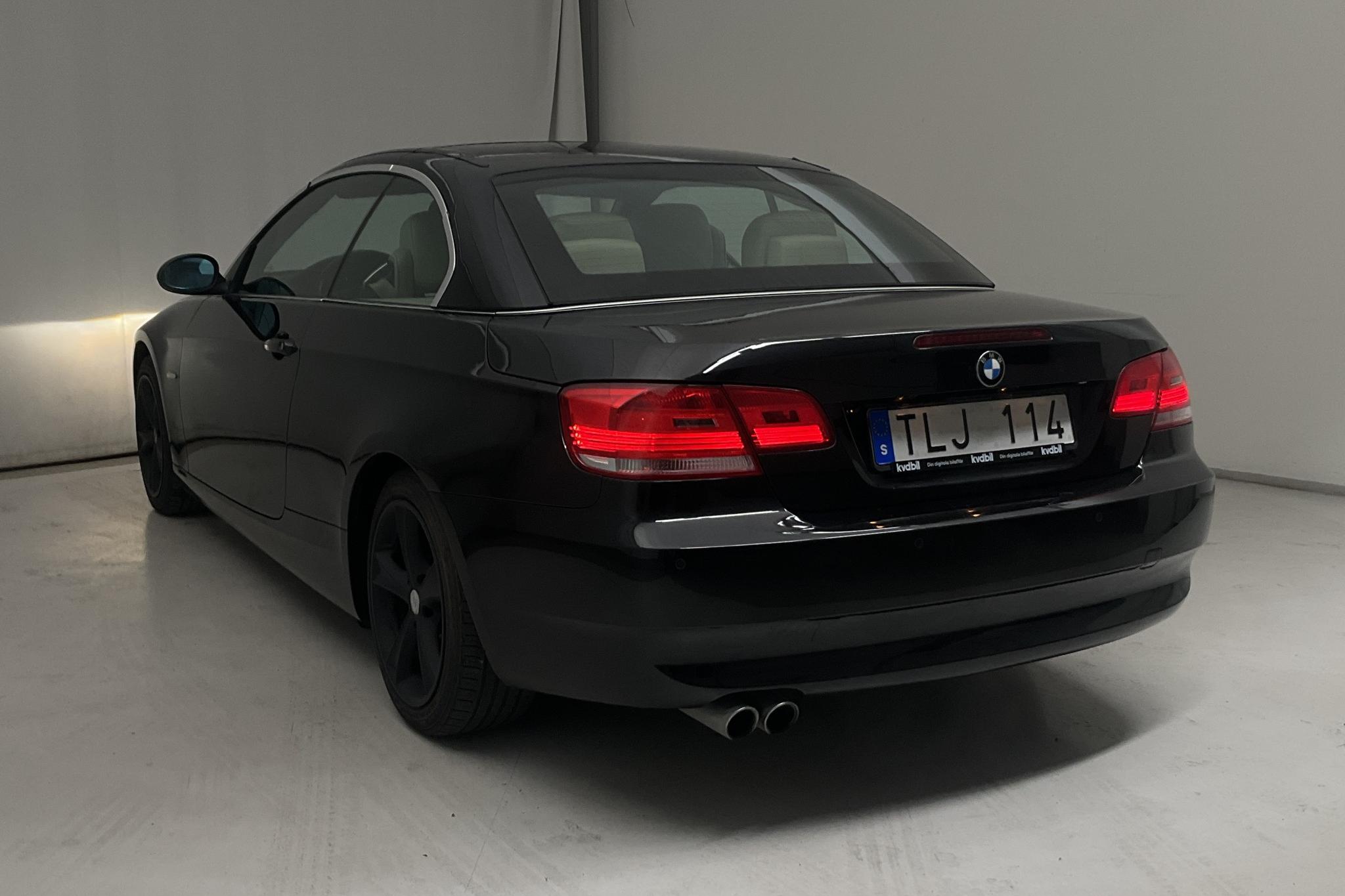 BMW 325i Cabriolet, E93 (218hk) - 130 630 km - Manual - black - 2007