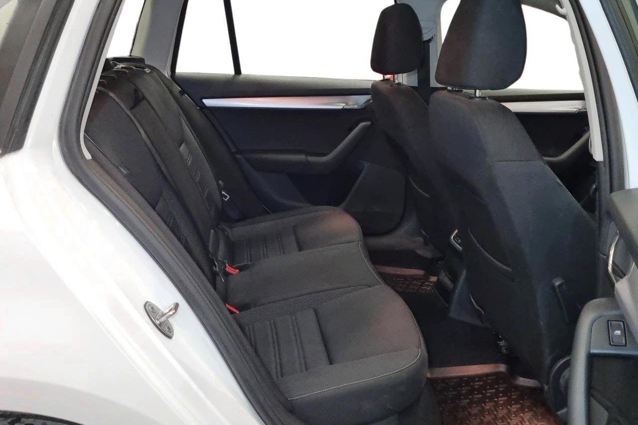 Skoda Octavia III 2.0 TDI CR Combi 4x4 (150hk) - 23 160 mil - Manuell - vit - 2018