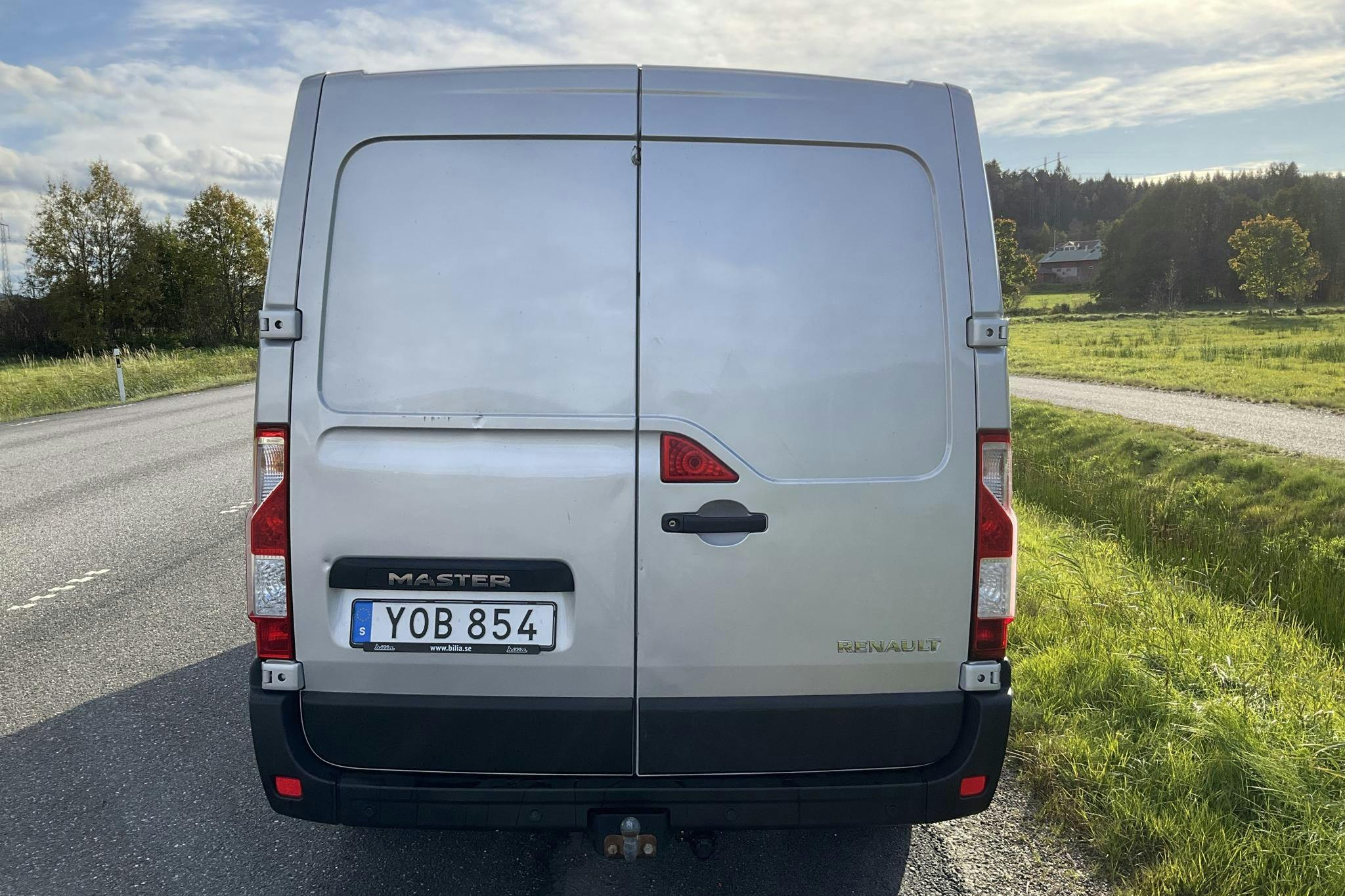 Renault Master 2.3 dCi FAP 2WD (170hk) - 15 363 mil - Automat - grå - 2017
