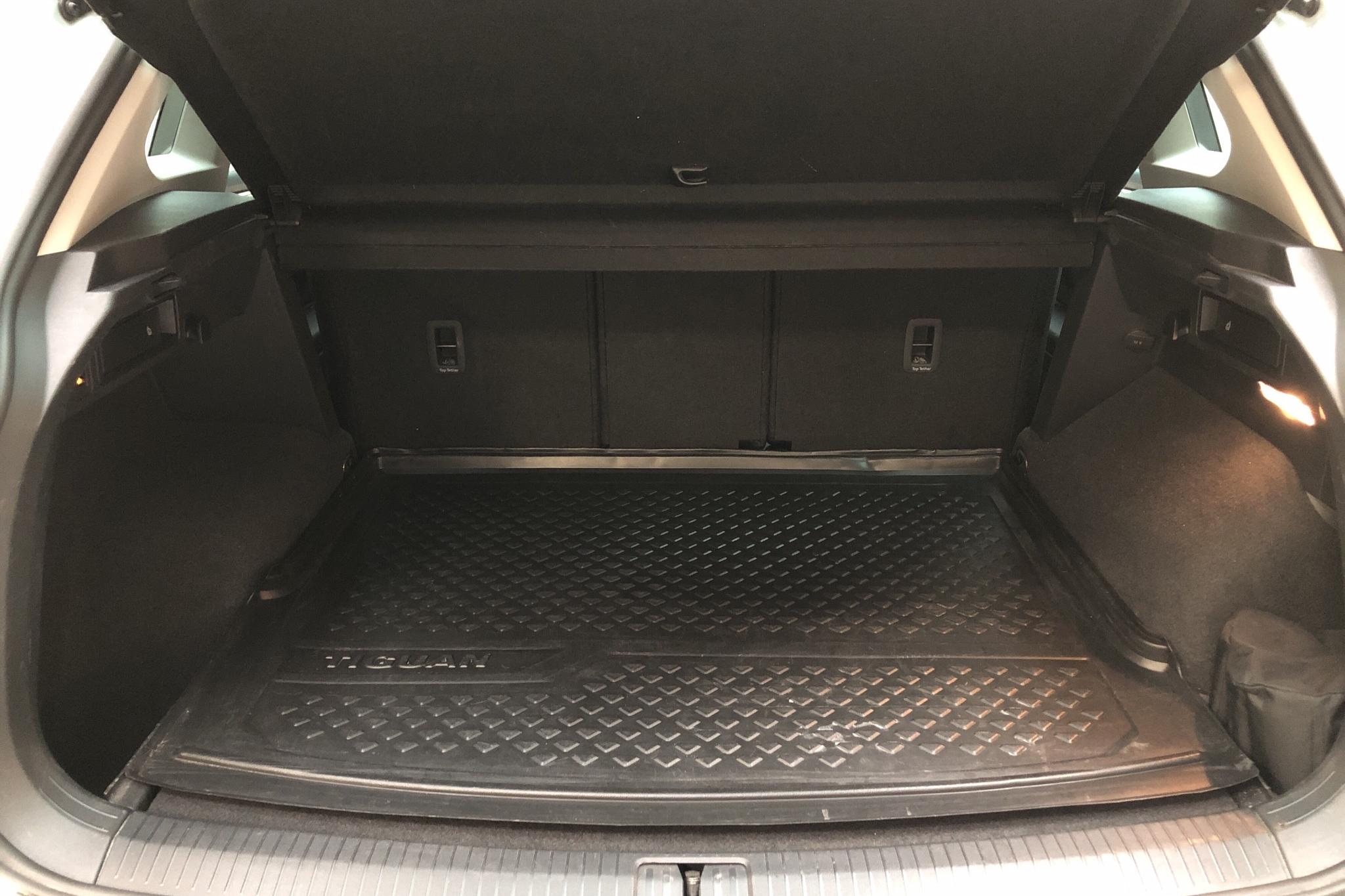 VW Tiguan 2.0 TDI 4MOTION (190hk) - 78 770 km - Automatic - silver - 2019