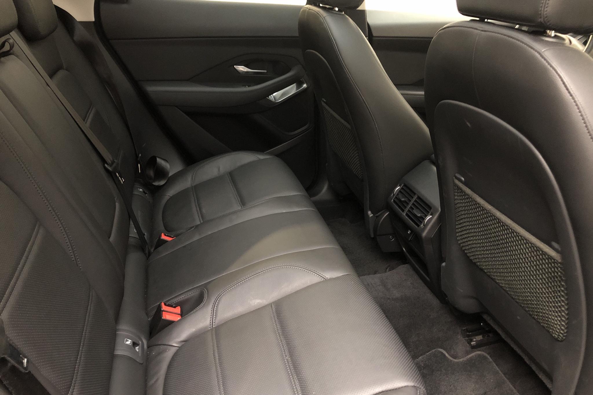 Jaguar E-Pace D150 AWD (150hk) - 8 737 mil - Automat - grå - 2019