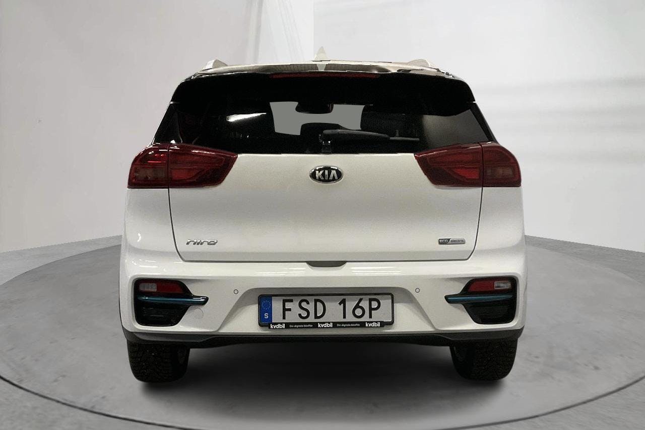 KIA Niro EV 64 kWh (204hk) - 3 818 mil - Automat - vit - 2020