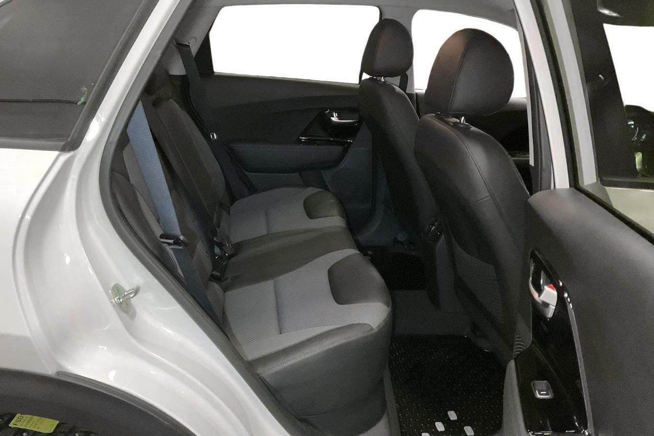 KIA Niro EV 64 kWh (204hk) - 3 818 mil - Automat - vit - 2020