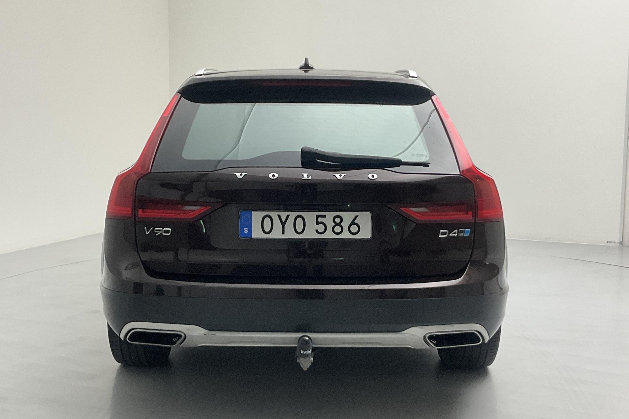 Volvo V90 D4 Cross Country AWD (190hk) - 119 800 km - Automatic - Dark Brown - 2018