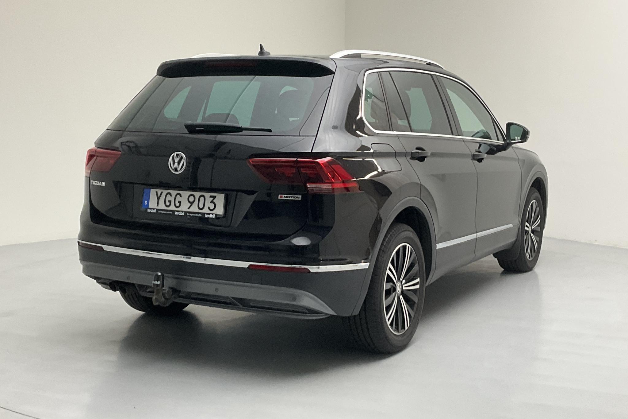 VW Tiguan 2.0 TDI 4MOTION (190hk) - 12 834 mil - Automat - svart - 2019