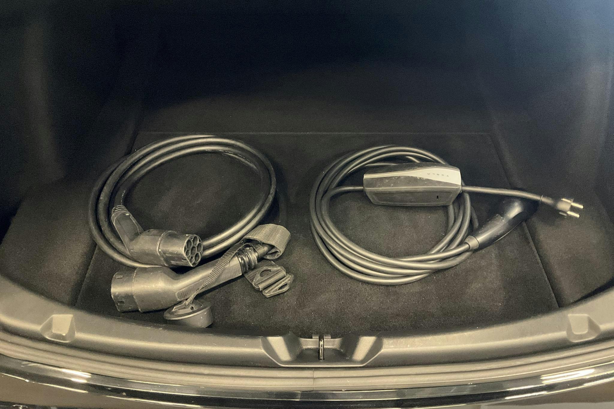 Tesla Model 3 Long Range Dual Motor AWD - 5 644 mil - Automat - svart - 2021