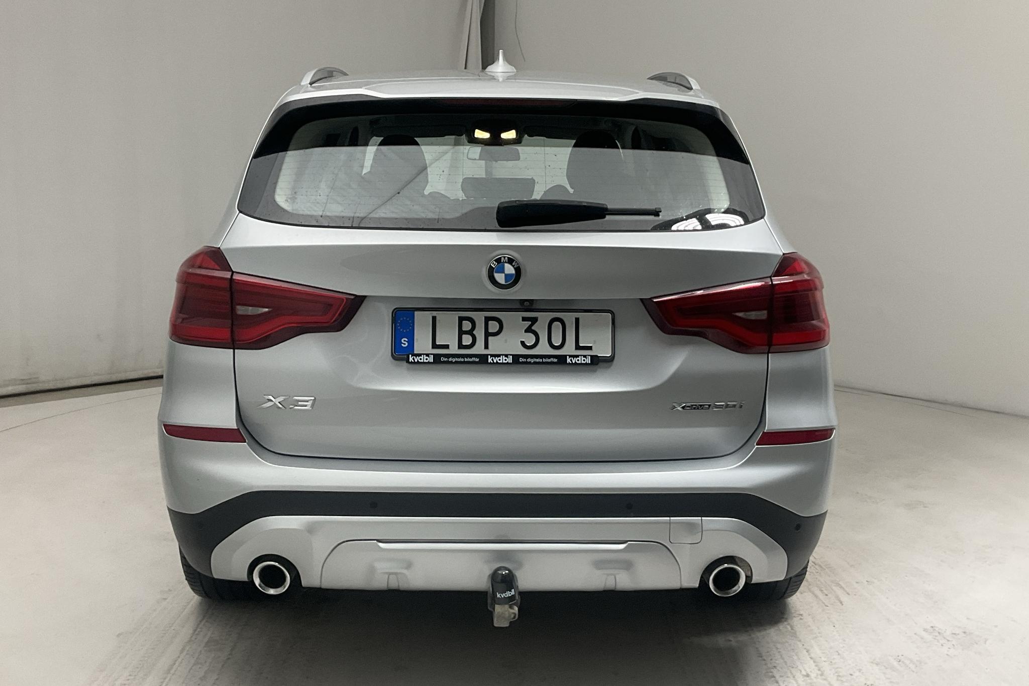 BMW X3 xDrive30i, G01 (252hk) - 5 337 mil - Automat - silver - 2019