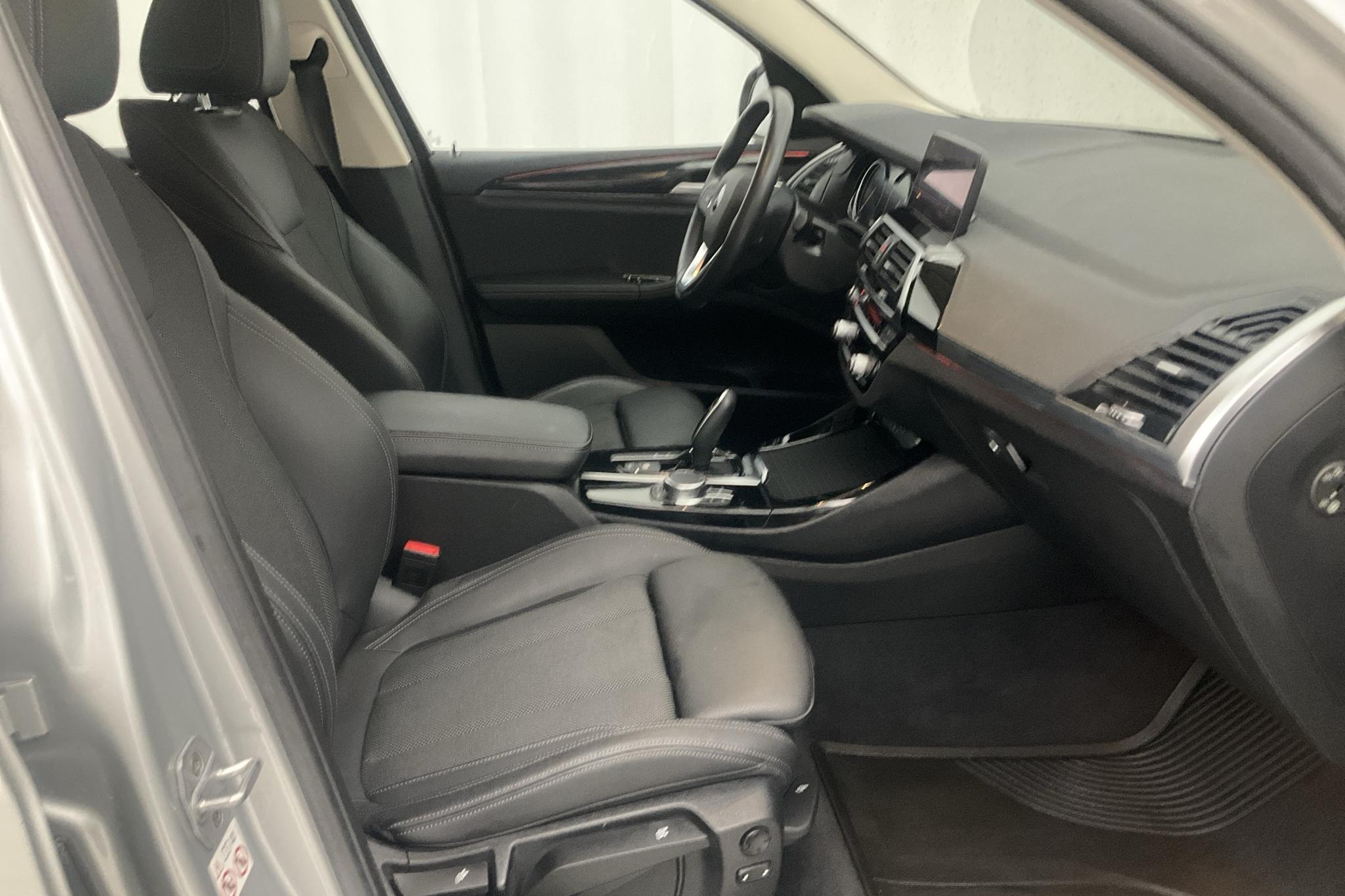 BMW X3 xDrive30i, G01 (252hk) - 53 370 km - Automatic - silver - 2019