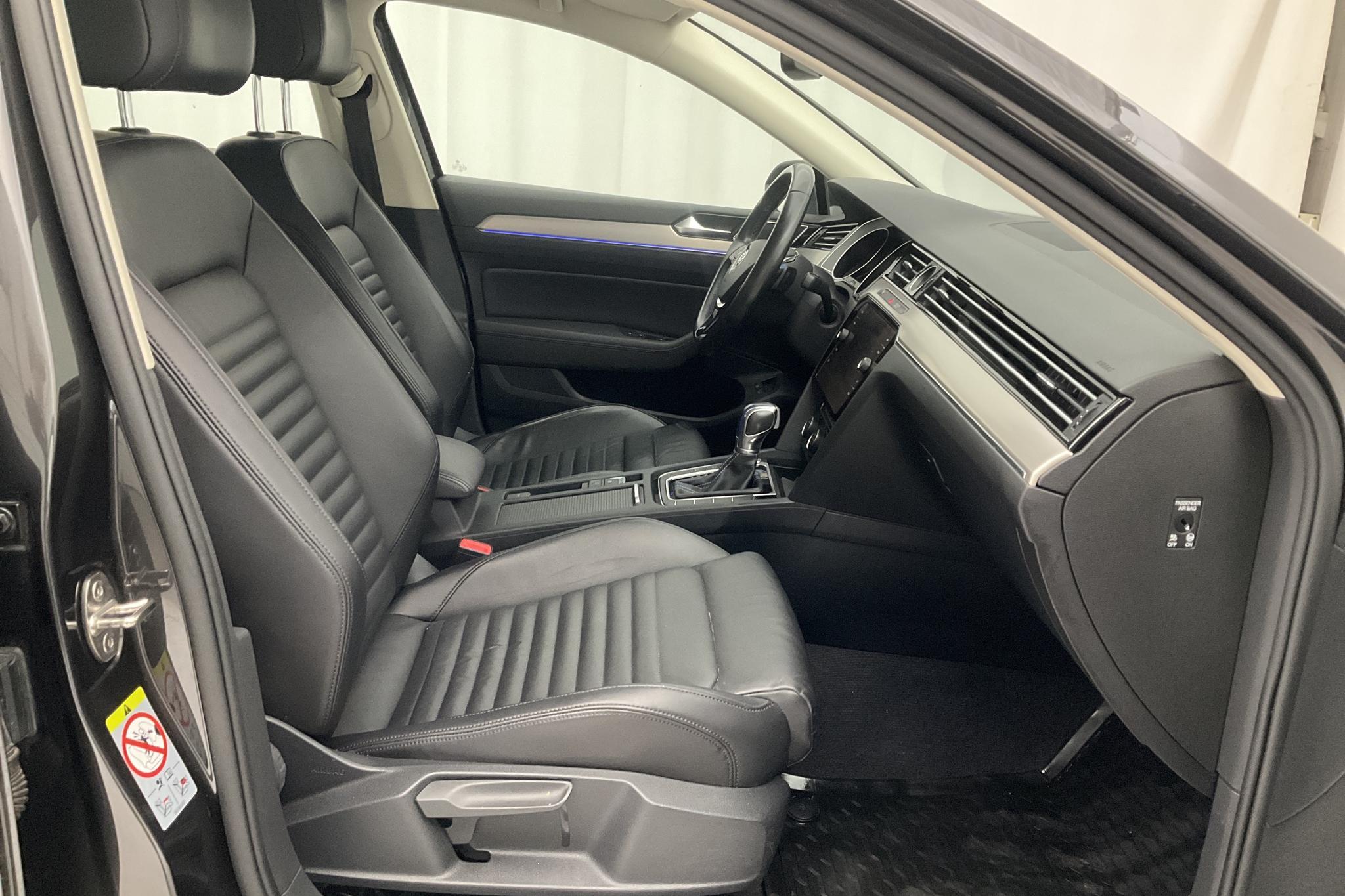 VW Passat 1.4 Plug-in-Hybrid Sportscombi (218hk) - 98 340 km - Automatic - Dark Grey - 2018