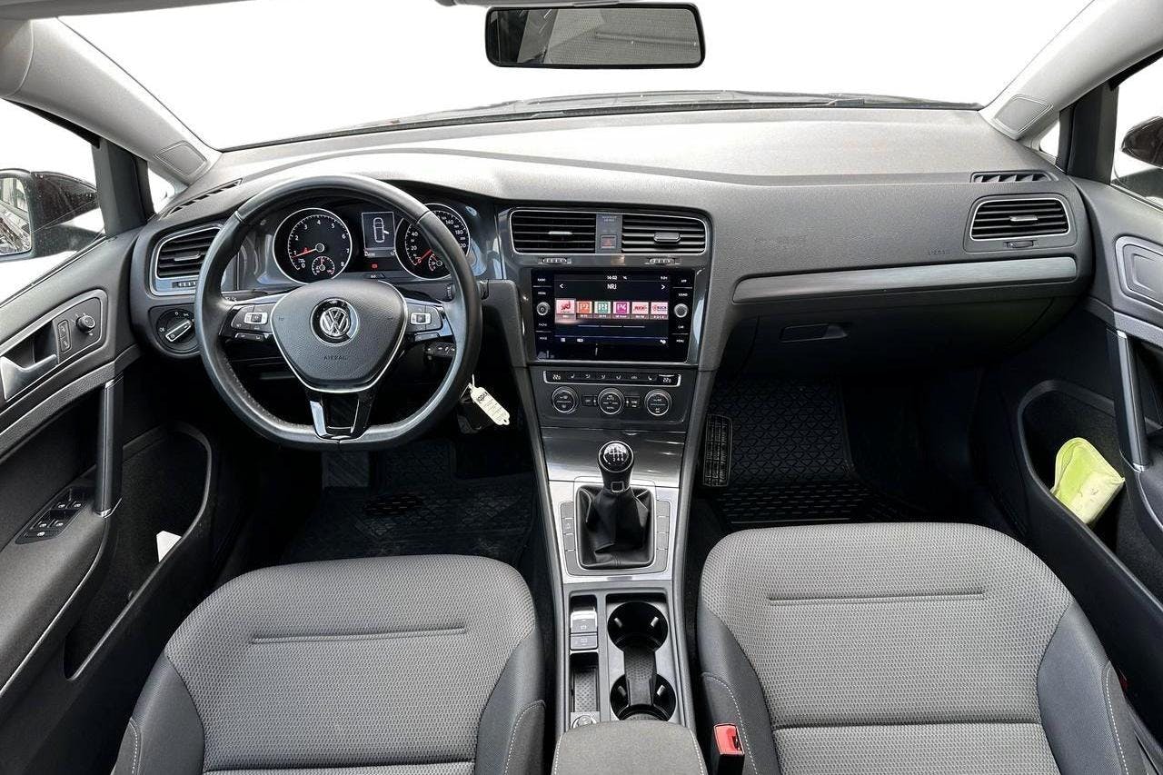 VW Golf VII 1.4 TSI Multifuel Sportscombi (125hk) - 65 030 km - Manual - Dark Brown - 2017
