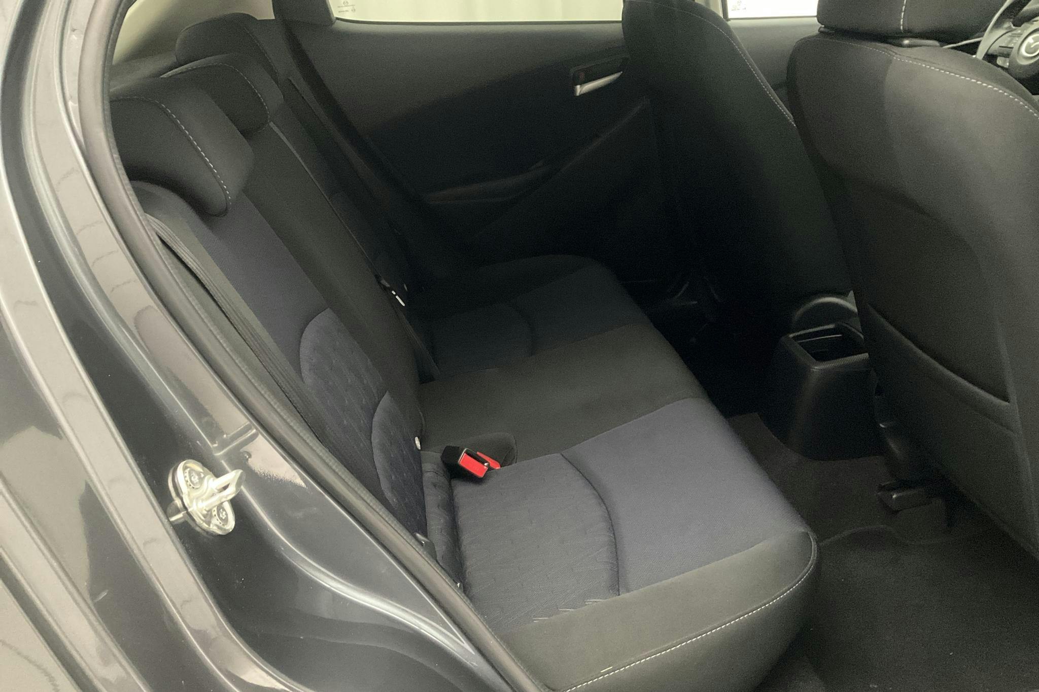 Mazda 2 1.5 5dr (90hk) - 67 640 km - Manual - gray - 2017