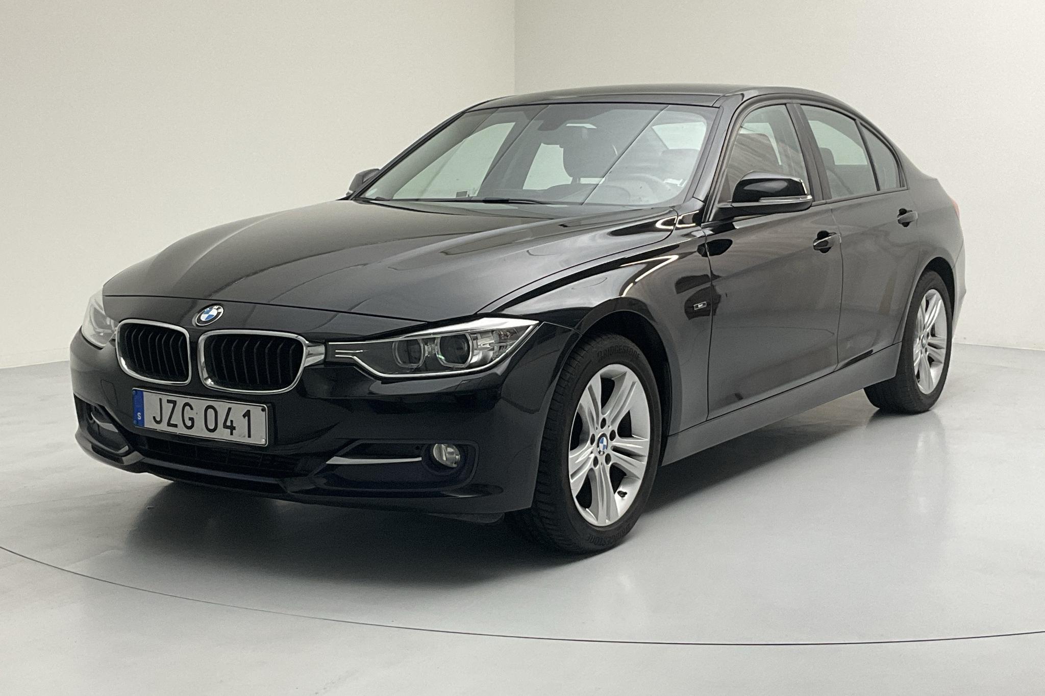 BMW 318d Sedan, F30 (143hk)