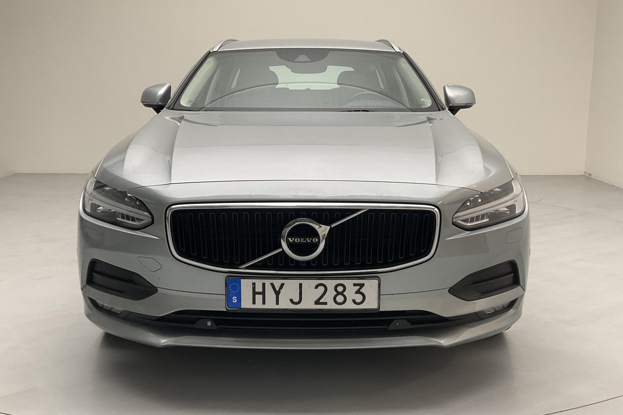 Volvo V90 D4 (190hk) - 128 560 km - Automatic - silver - 2017