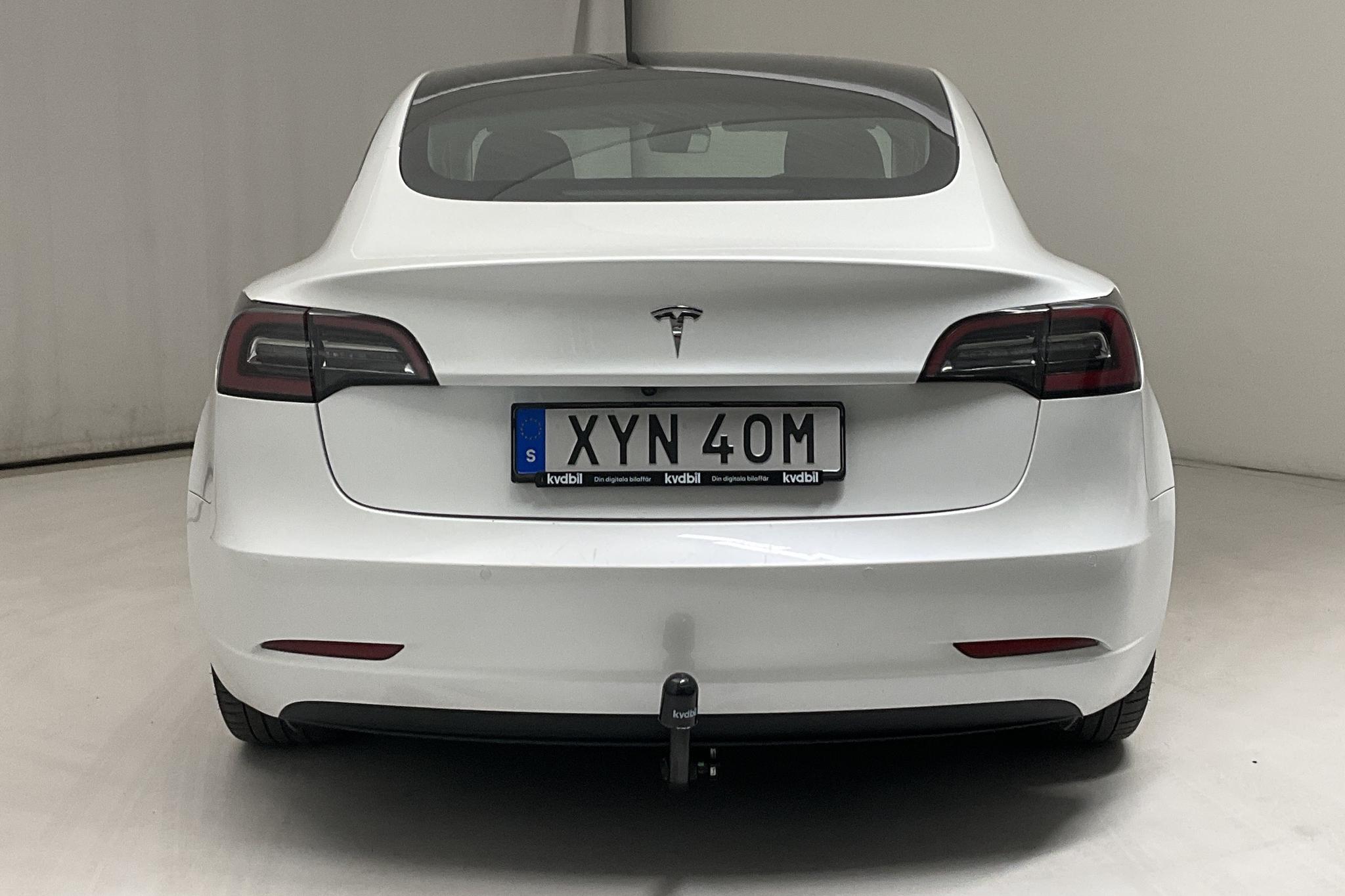 Tesla Model 3 Standard Range RWD - 6 694 mil - Automat - vit - 2021