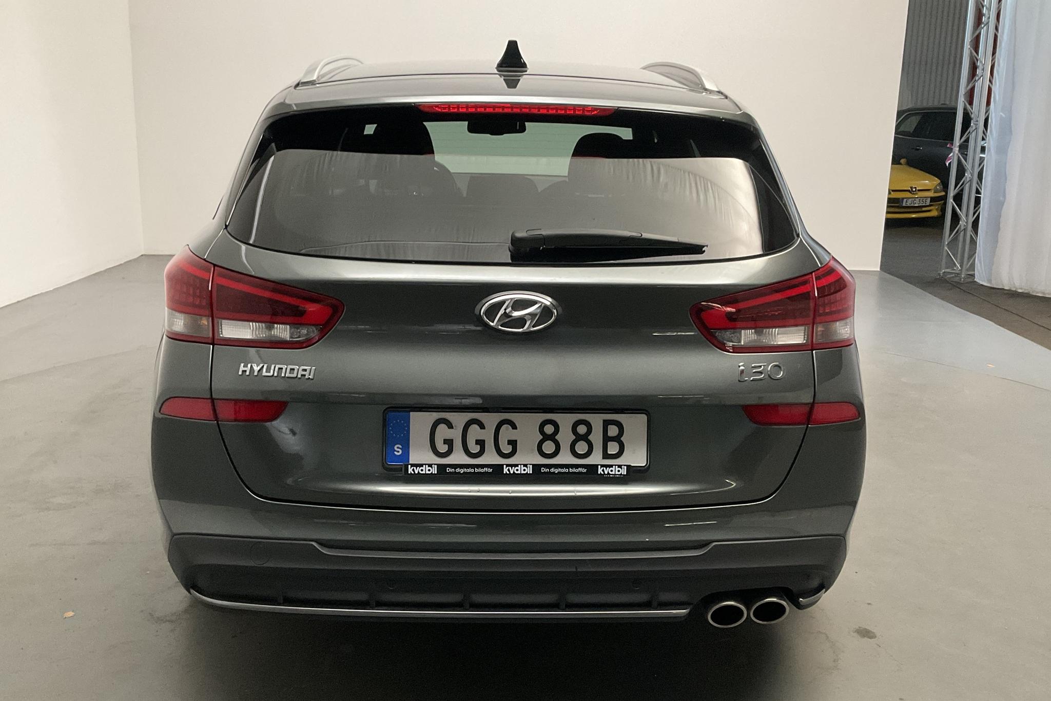 Hyundai i30 1.5 T-GDi Kombi (159hk) - 22 620 km - Manual - gray - 2021