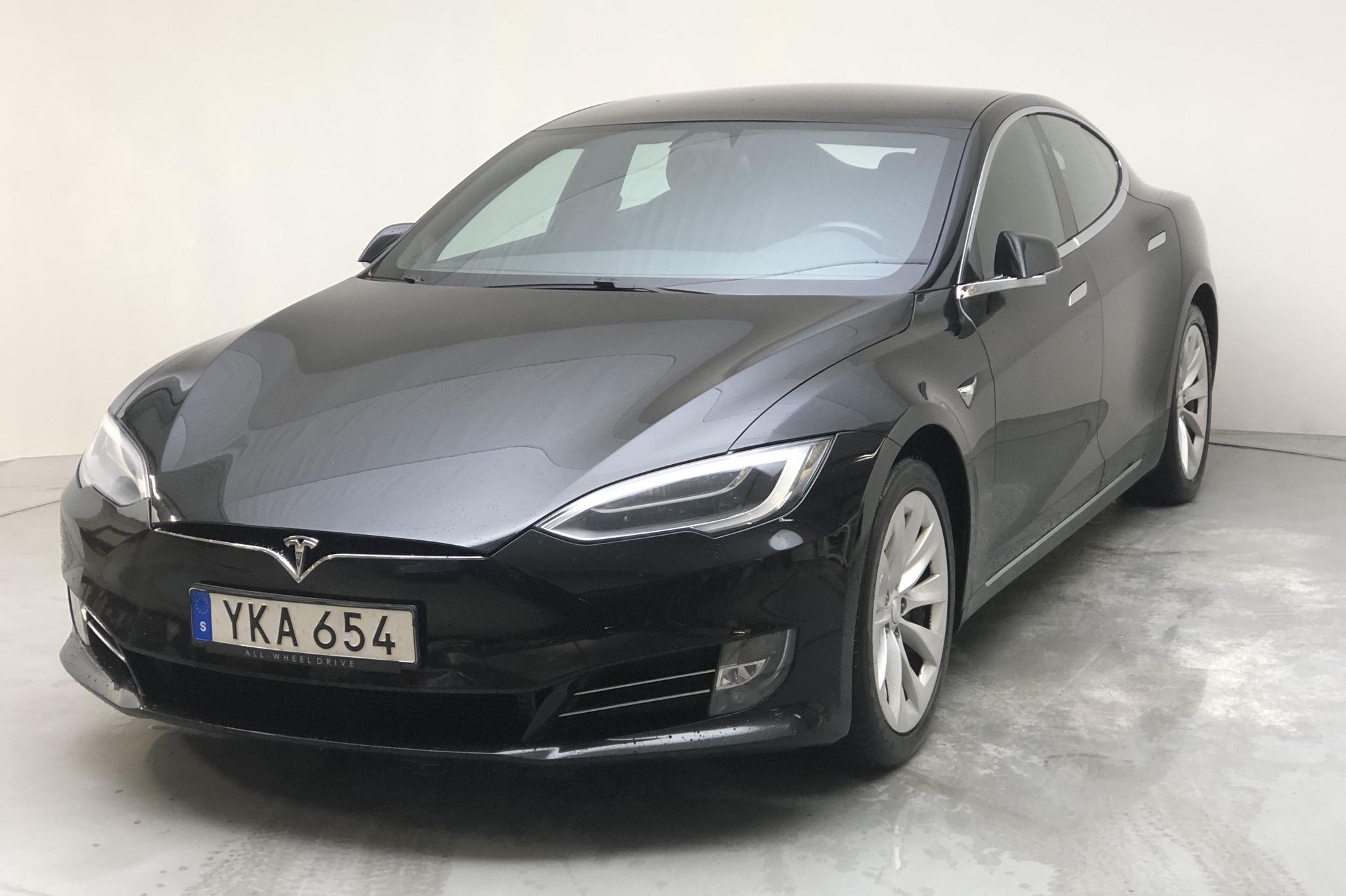 Tesla Model S 75D (525hk)