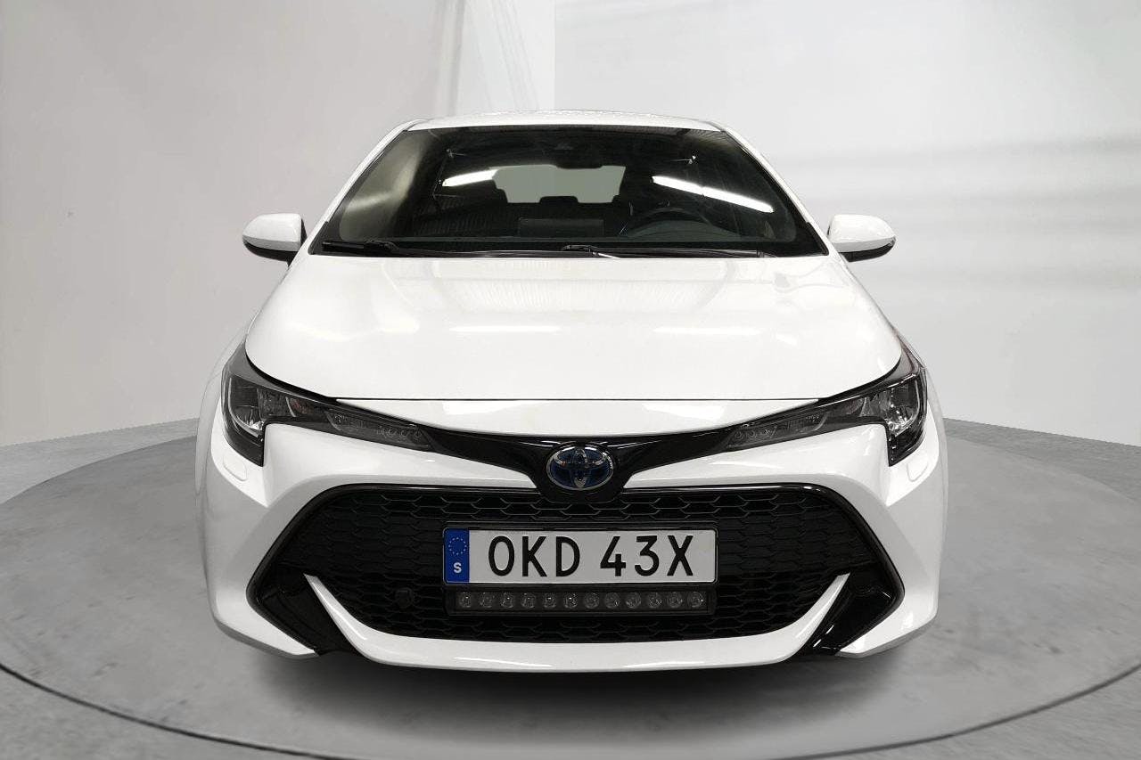 Toyota Corolla 1.8 Hybrid 5dr (122hk) - 3 540 mil - Automat - vit - 2020