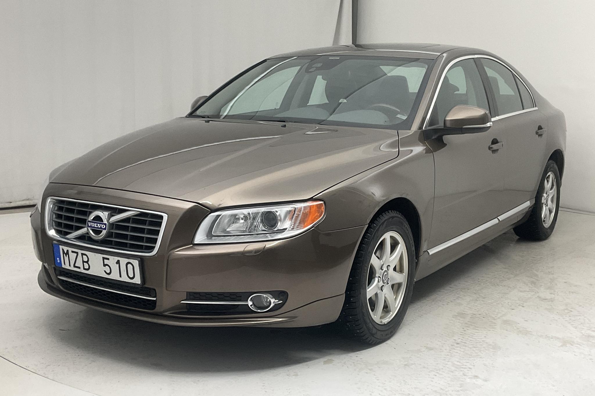 Volvo S80 D3 (136hk) - 140 160 km - Automatic - brown - 2013