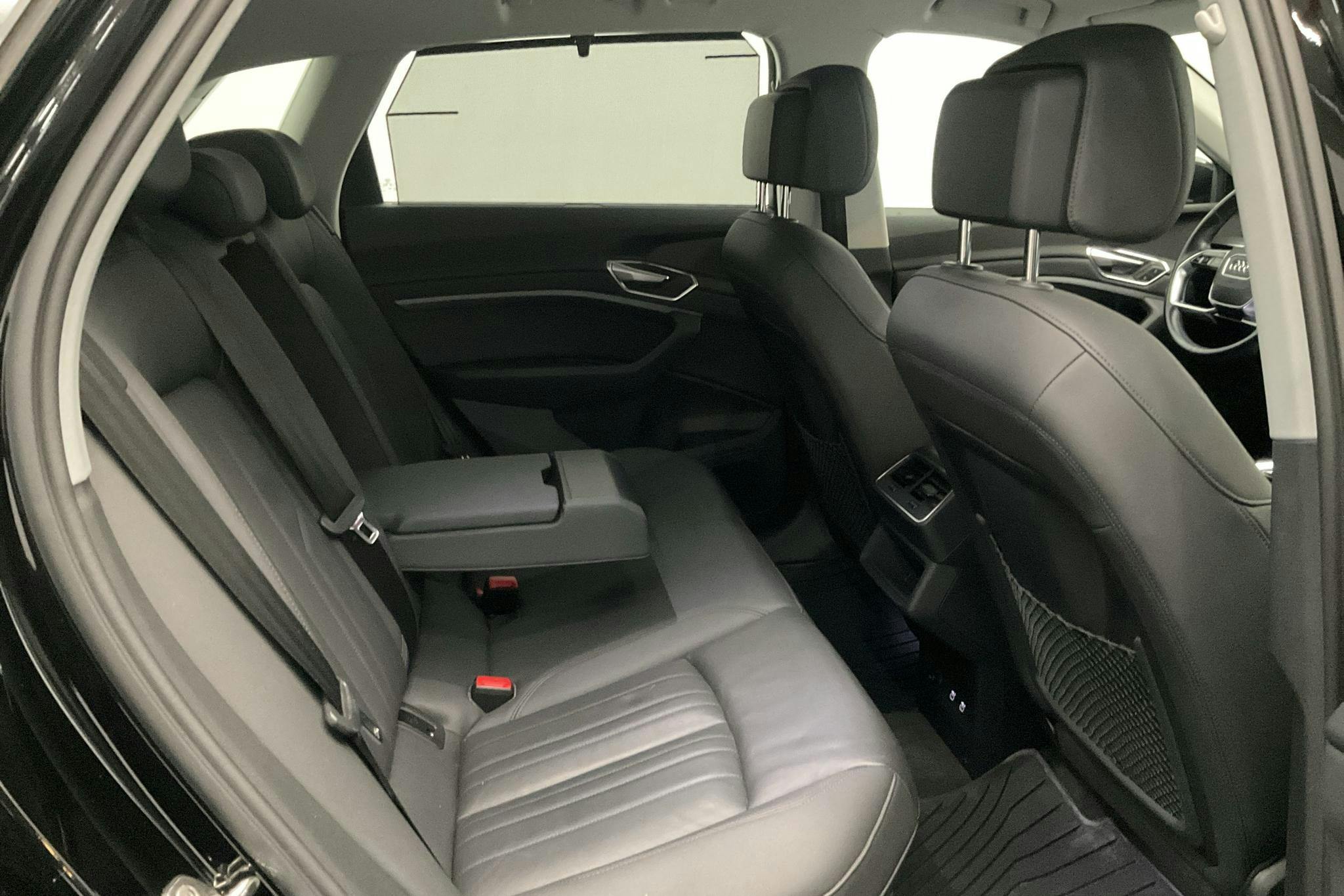Audi e-tron 55 quattro 95 kWh (408hk) - 109 430 km - Automatic - black - 2021