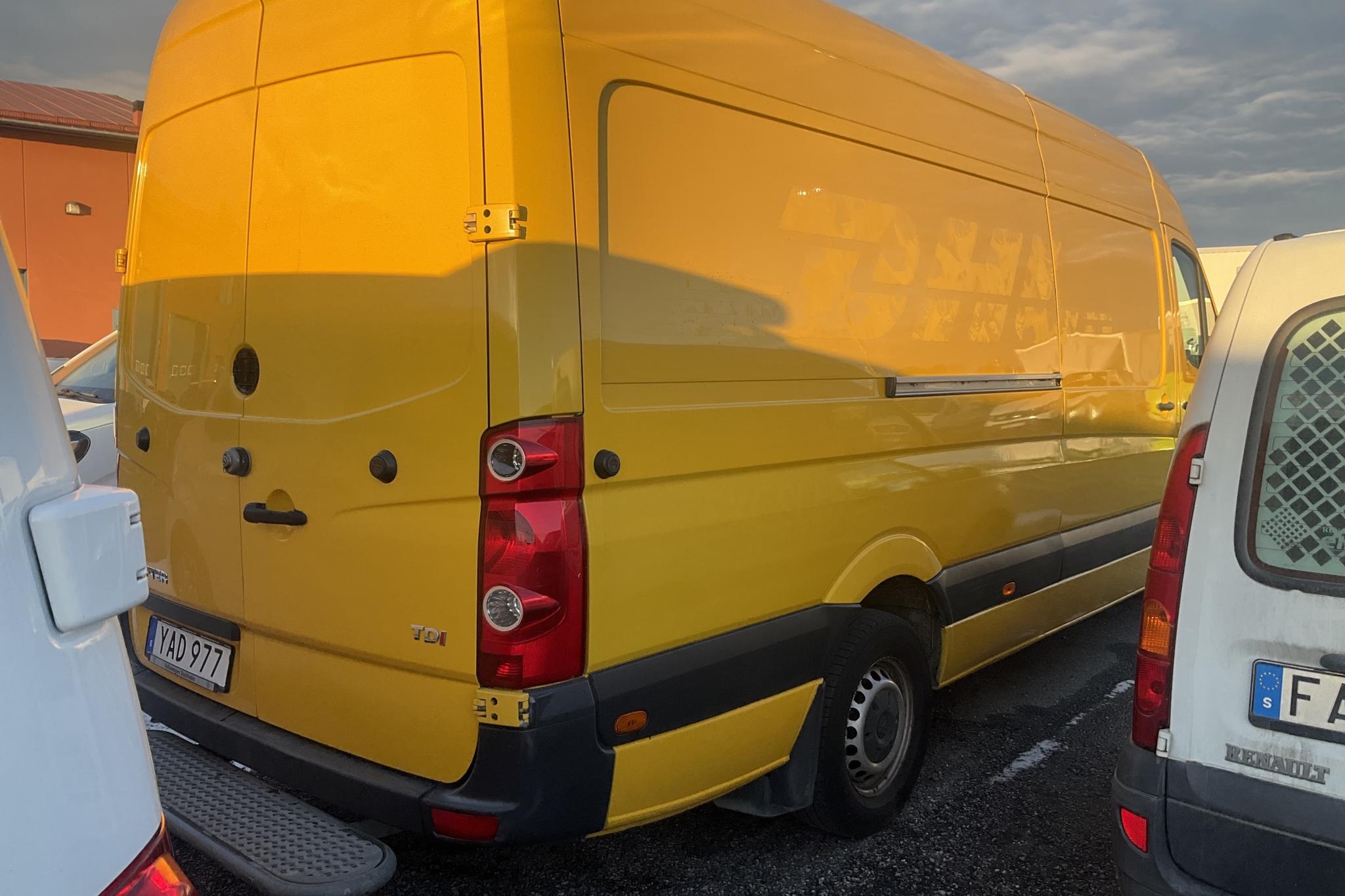 VW Crafter 35 2.0 TDI Skåp (136hk) - 323 160 km - Manual - Light Yellow - 2016