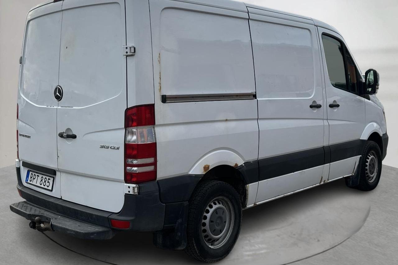 Mercedes Sprinter 313 CDI (129hk) - 244 040 km - Automaatne - valge - 2014