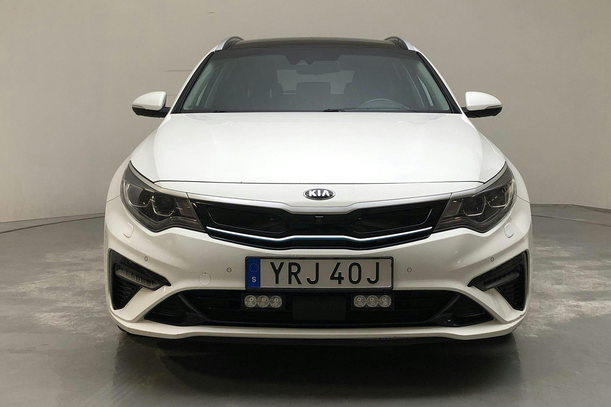 KIA Optima 2.0 GDi Plug-in Hybrid SW (205hk) - 17 367 mil - Automat - vit - 2020
