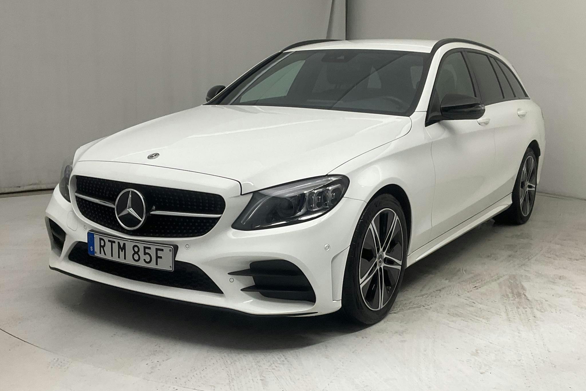 Mercedes C 200 Kombi S205 (184hk) - 61 770 km - Automatic - white - 2020