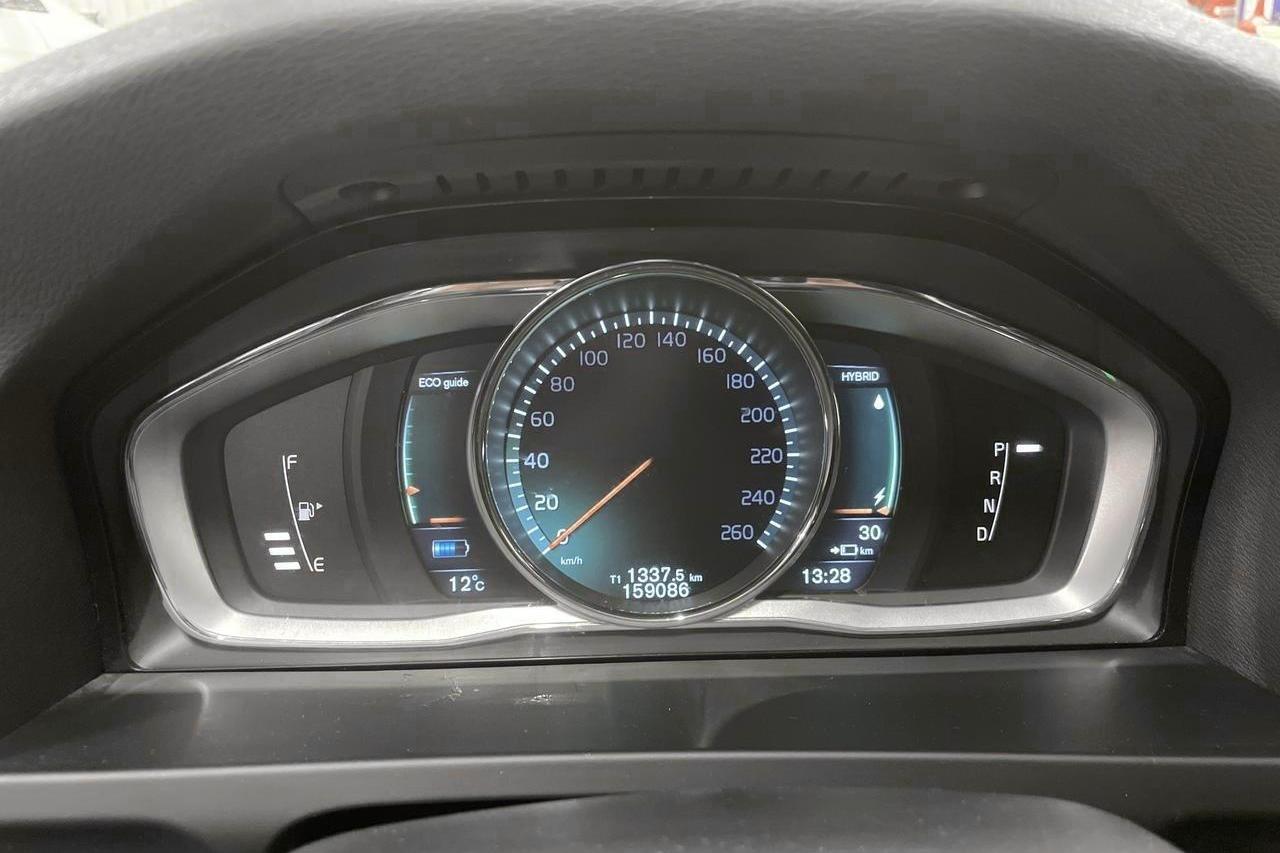 Volvo V60 D6 AWD Twin Engine (220hk) - 25 000 mil - Automat - vit - 2016