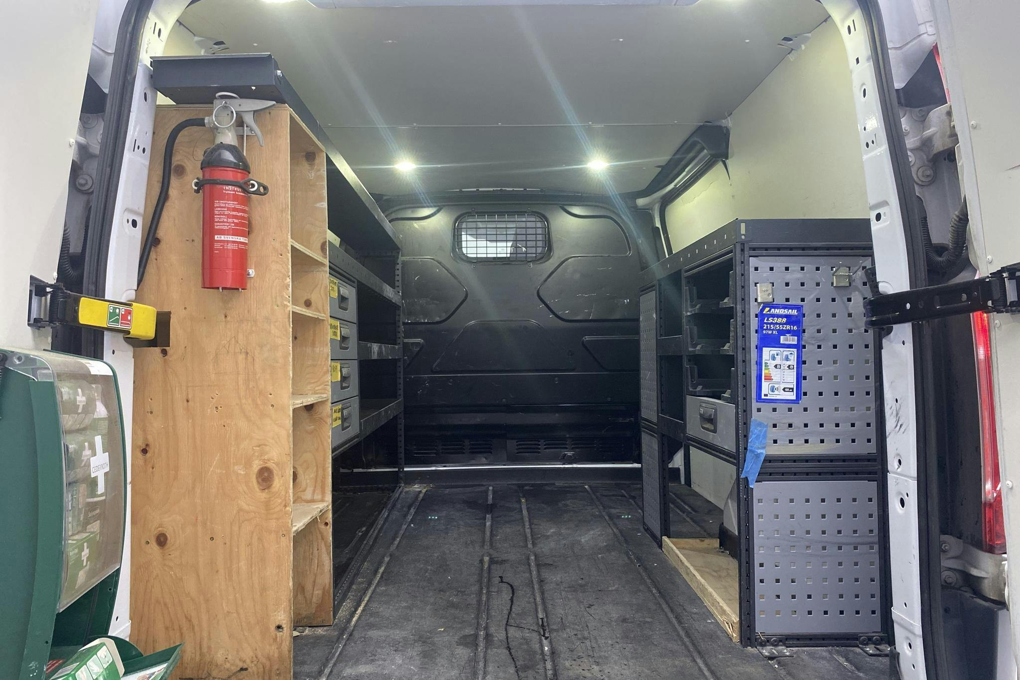 Ford Transit Custom 270 (130hk) - 12 975 mil - Automat - vit - 2018