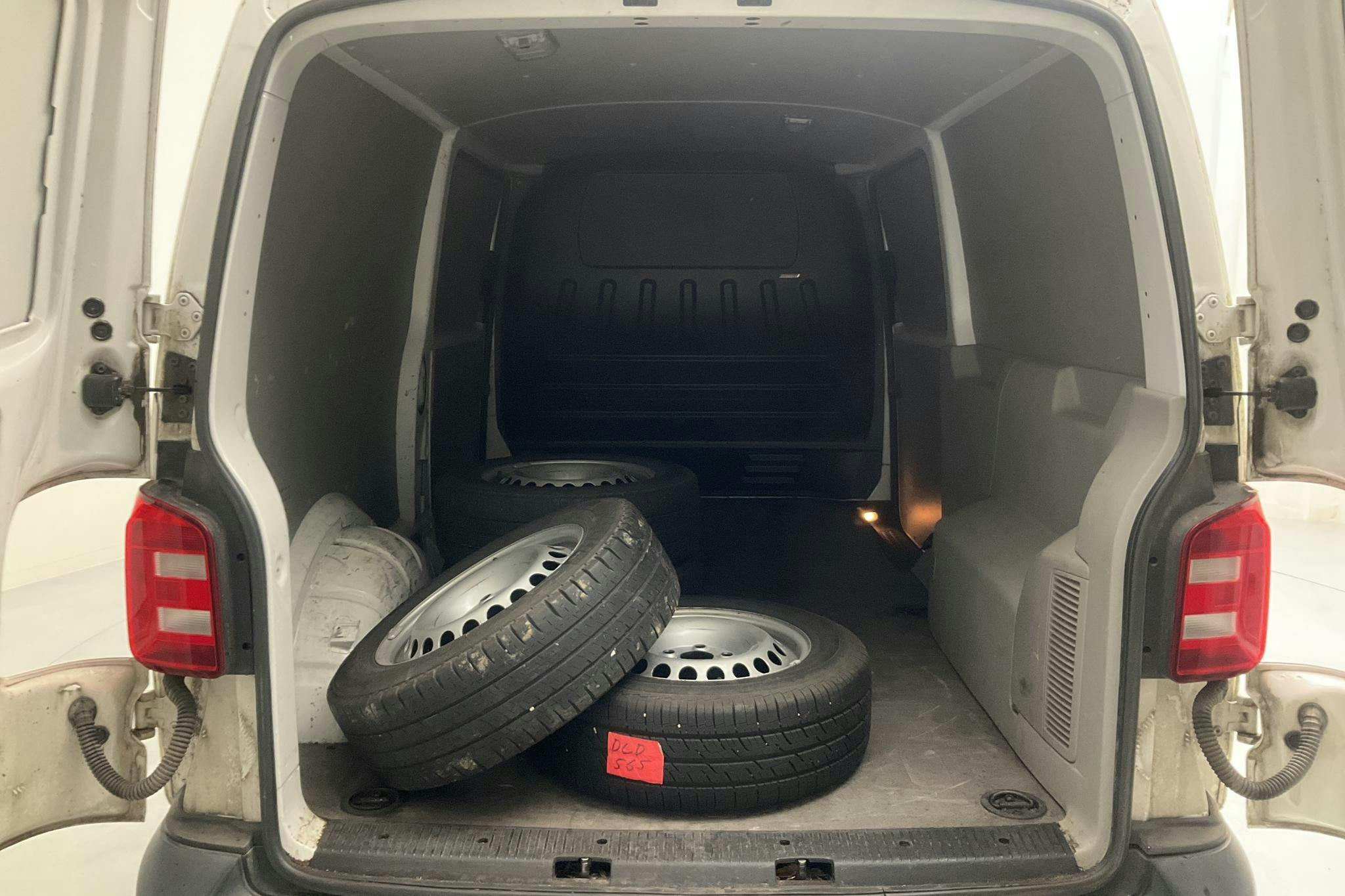 VW Transporter T6 2.0 TDI BMT Skåp (102hk) - 27 828 mil - Manuell - vit - 2016