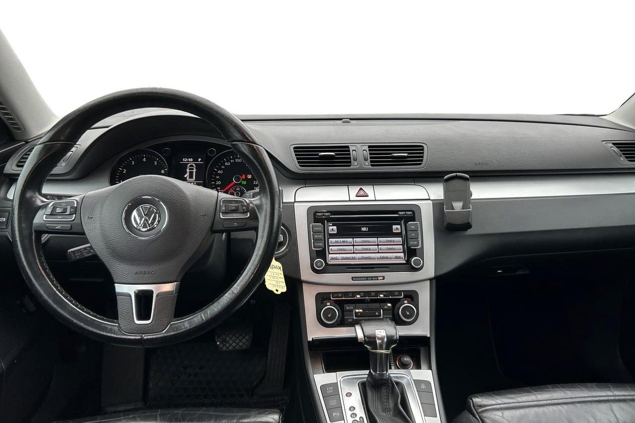 VW Passat 1.4 TSI EcoFuel Variant (150hk) - 238 730 km - Automatic - black - 2010