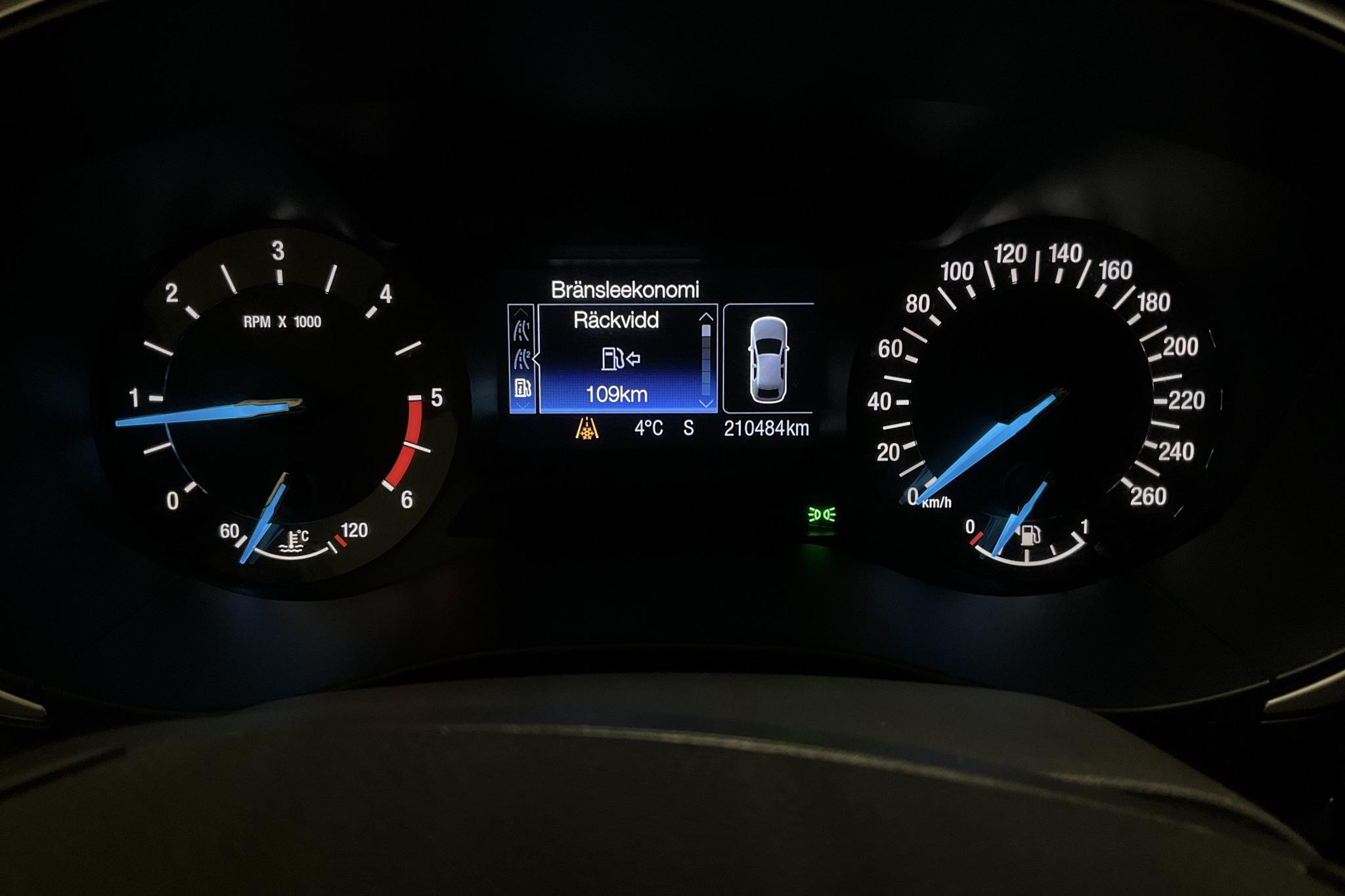 Ford Mondeo 2.0 TDCi AWD Kombi (150hk) - 210 480 km - Manual - gray - 2016