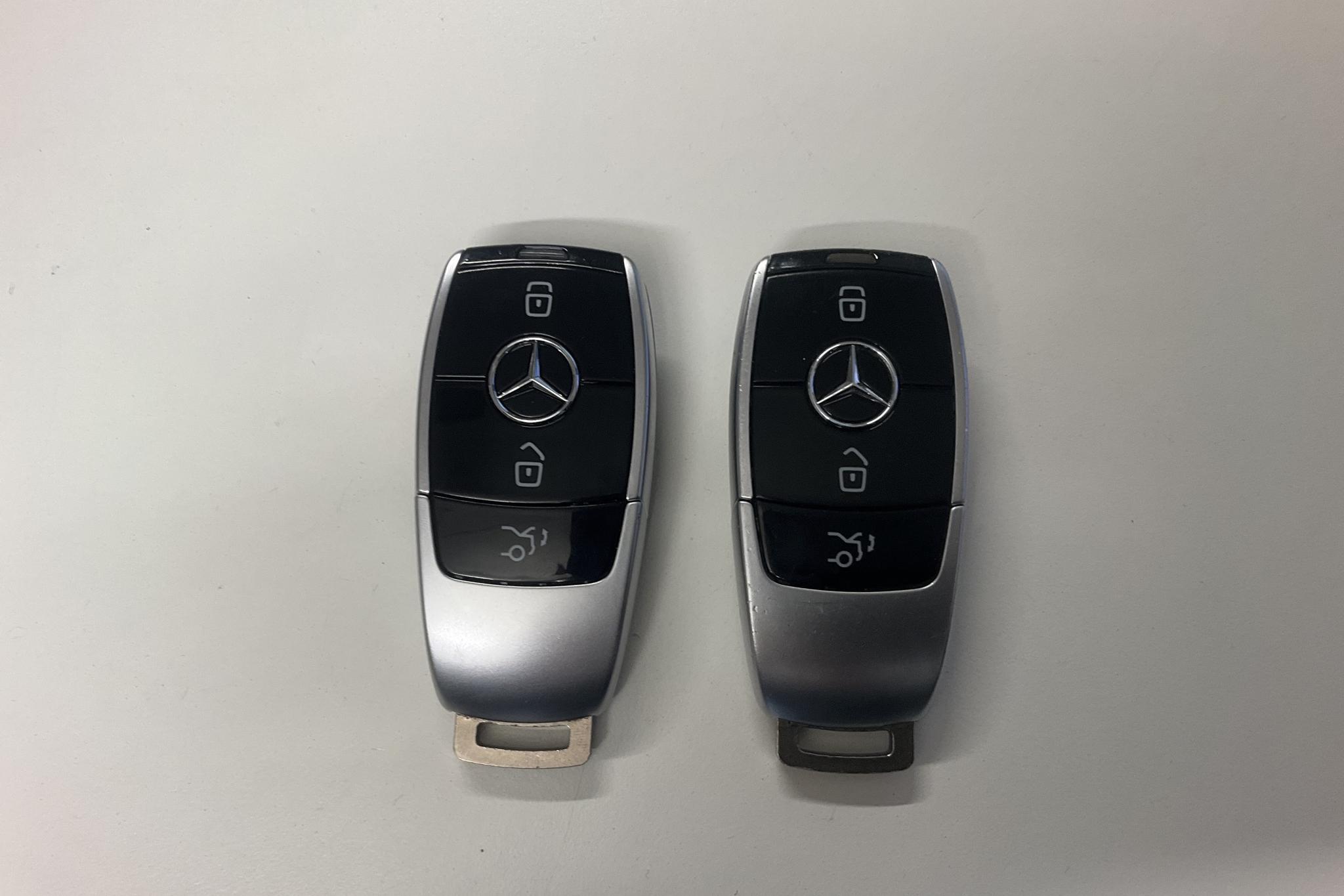 Mercedes E 220 d 4MATIC Kombi S213 (194hk) - 10 323 mil - Automat - vit - 2018